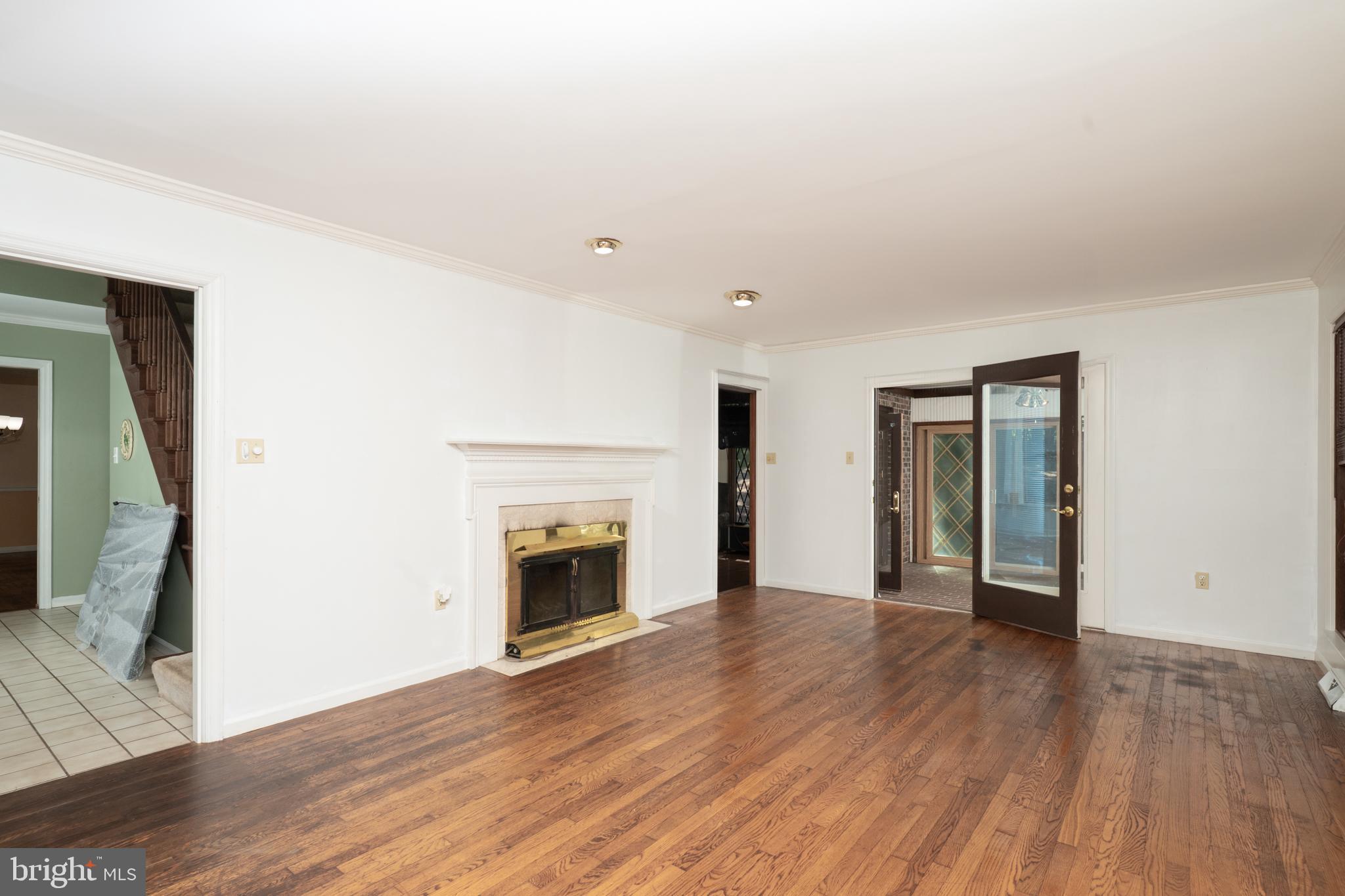 ANGELICA WOODS - Residential