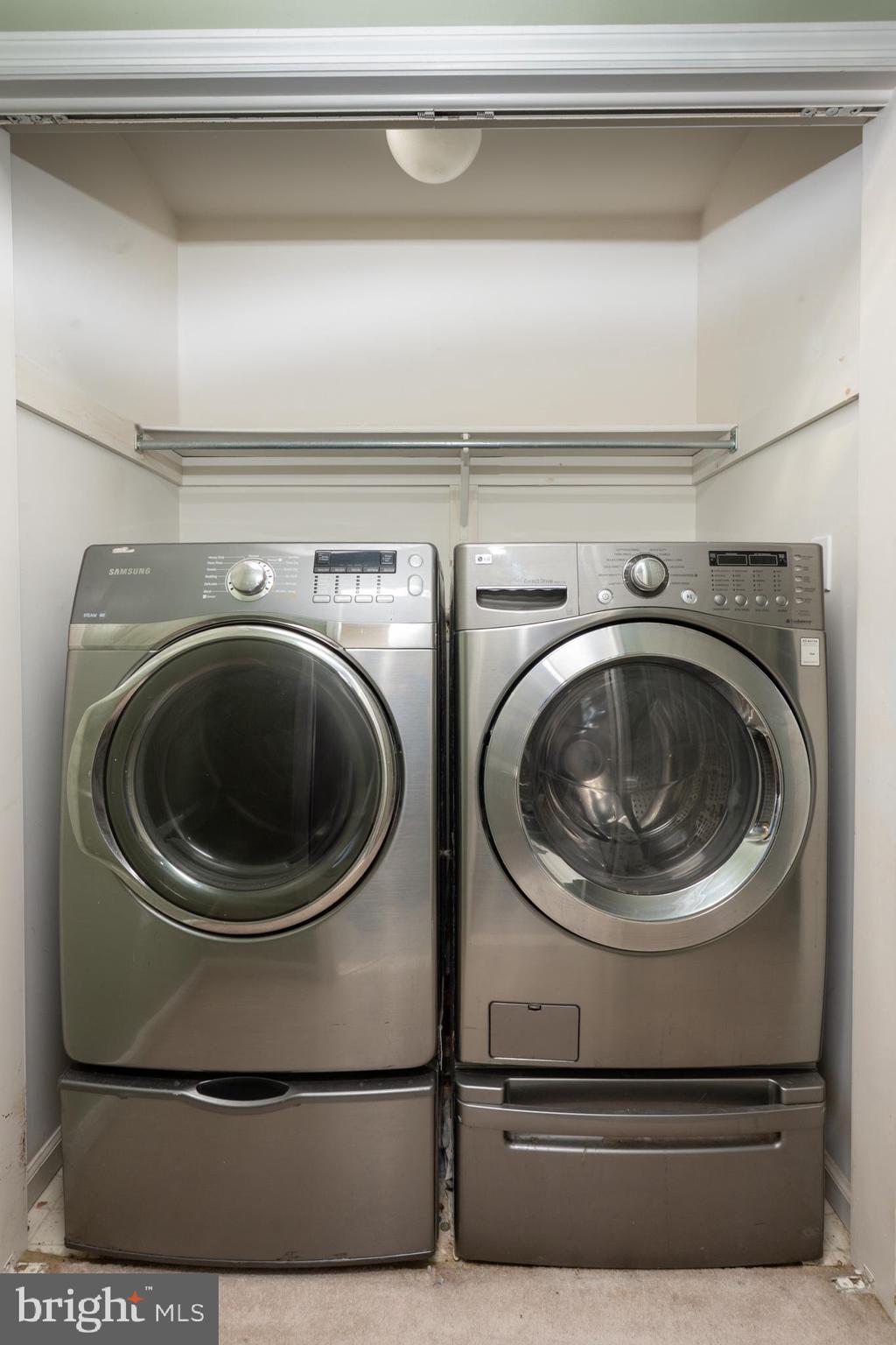 ANGELICA WOODS - Residential