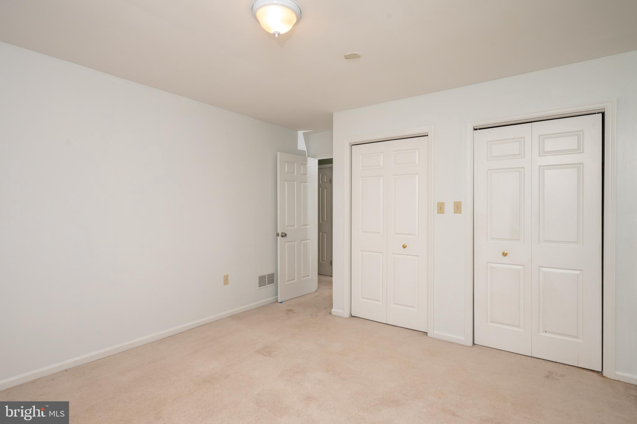 ANGELICA WOODS - Residential