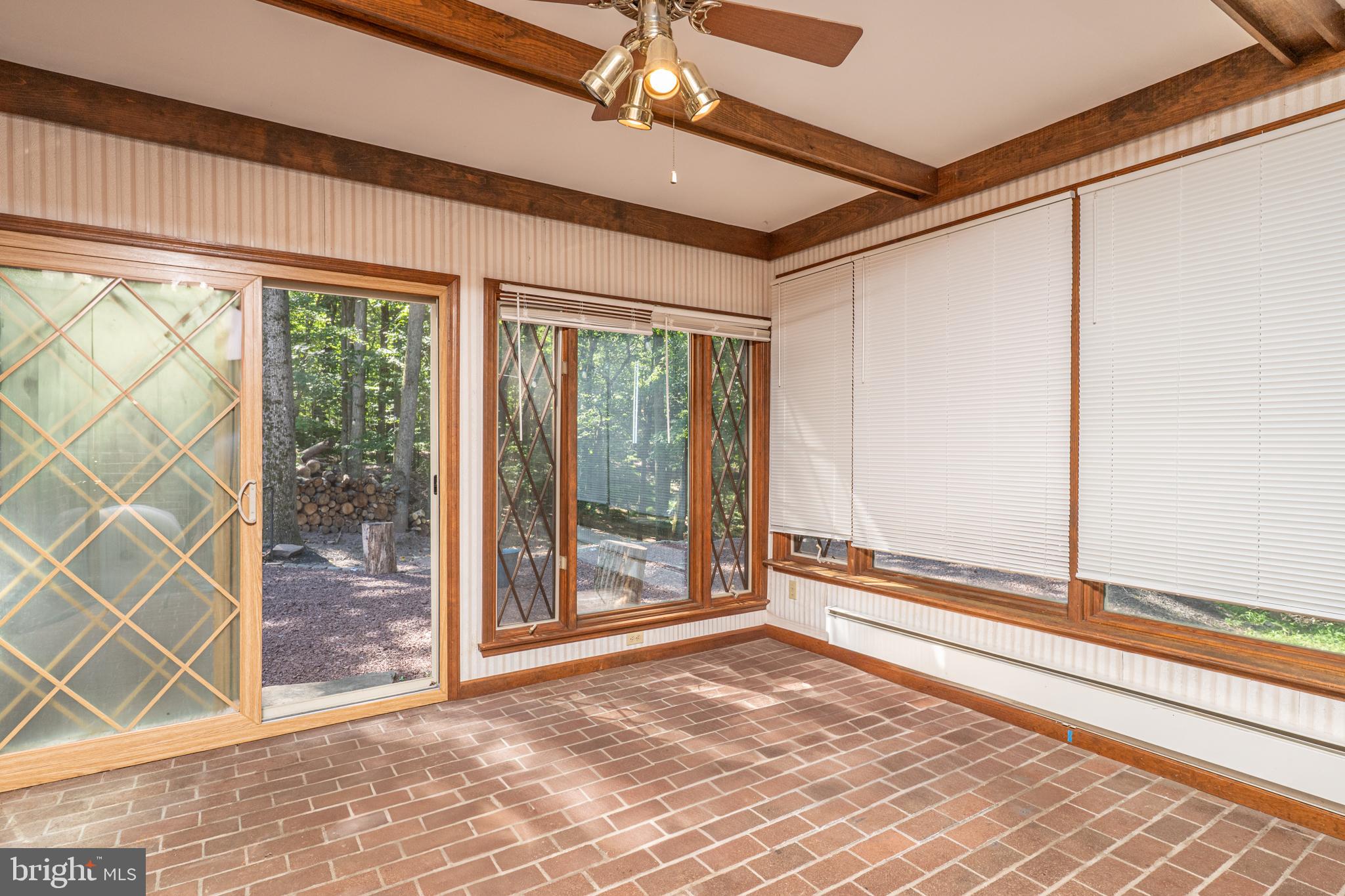 ANGELICA WOODS - Residential