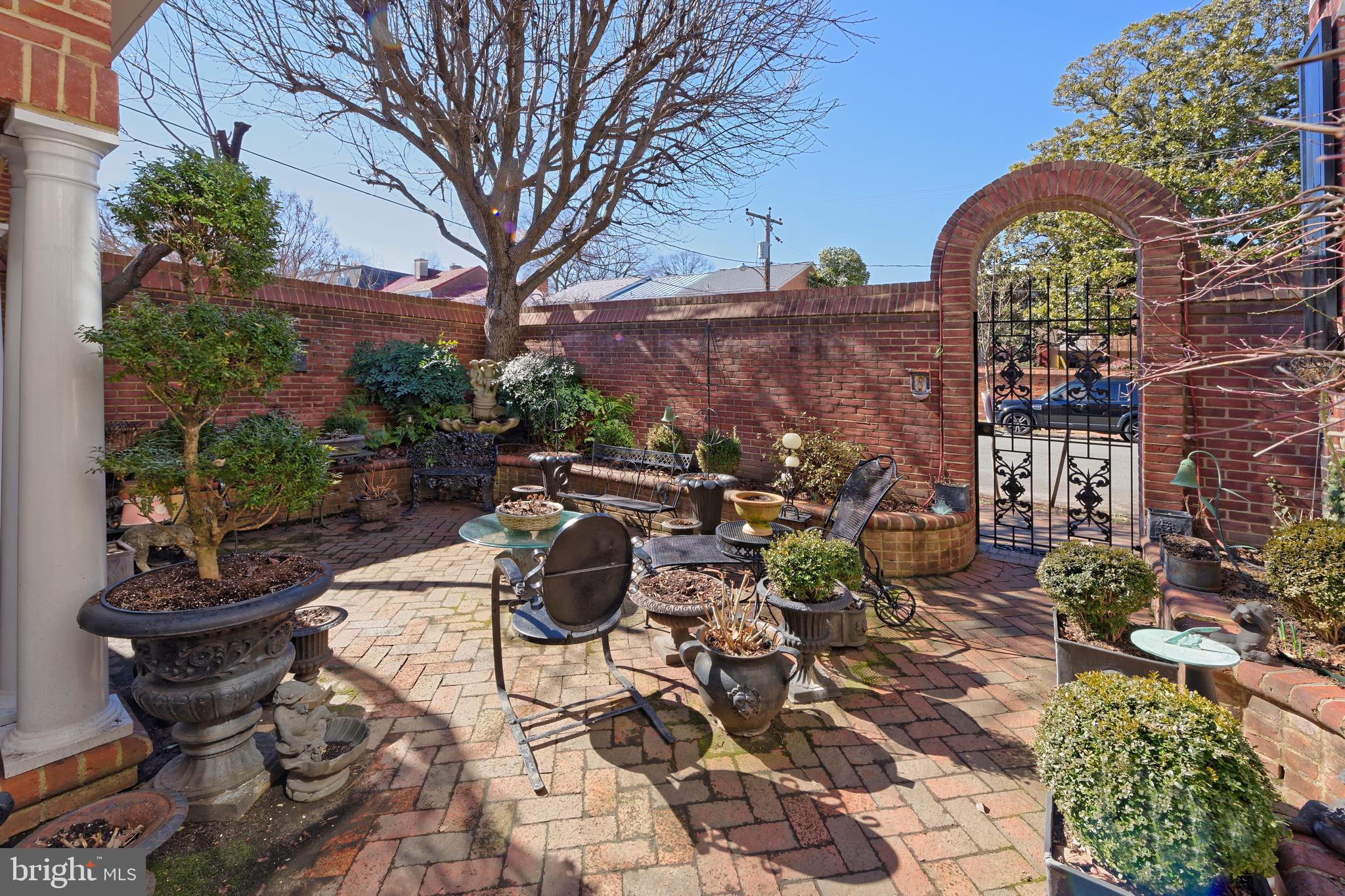 OLD TOWN - Residential