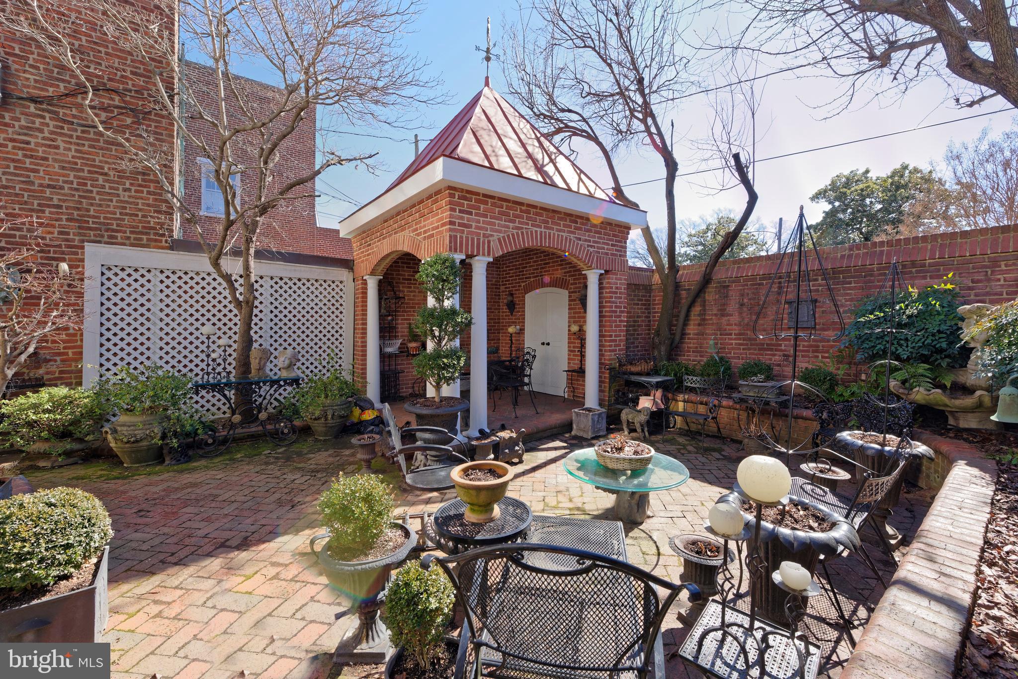 OLD TOWN - Residential