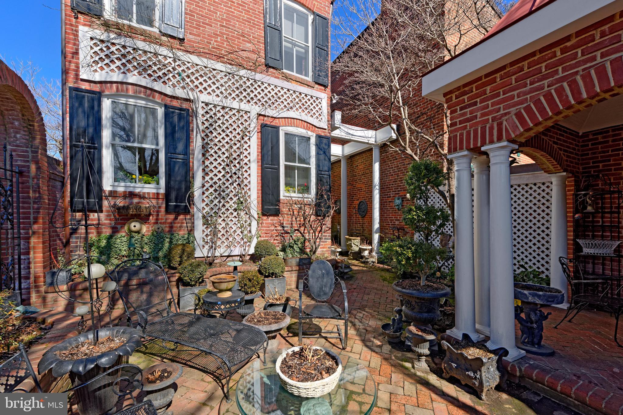 OLD TOWN - Residential