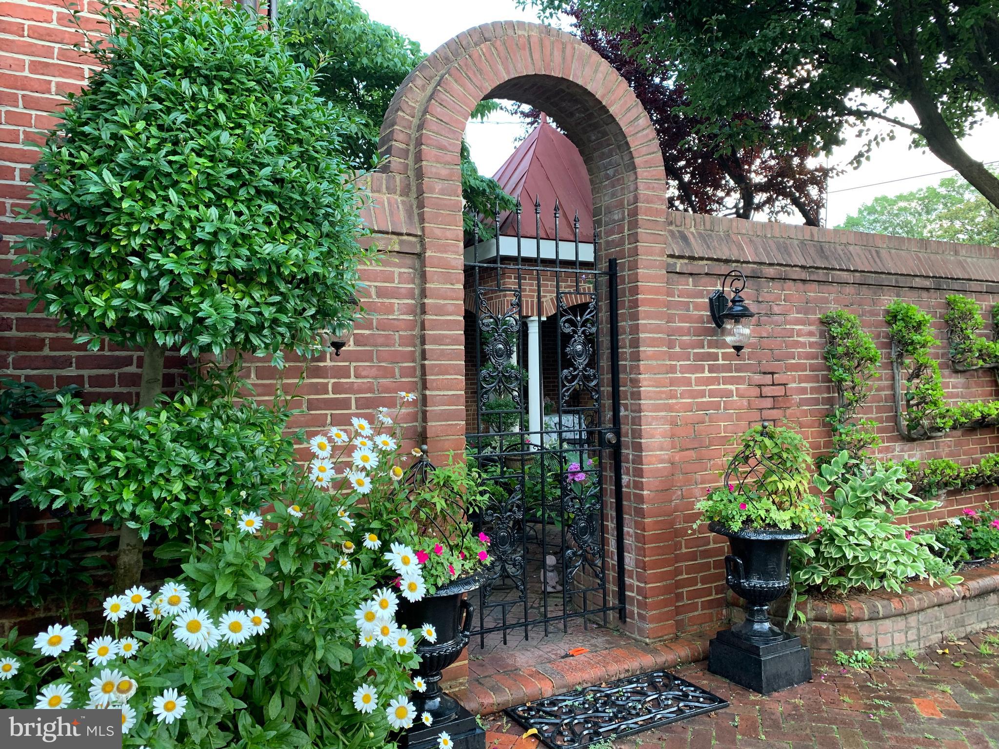 OLD TOWN - Residential