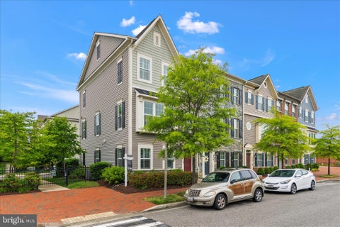 Townhouse For Sale - 608 S Cherry Grove Avenue<br/> ANNAPOLIS, MD 21401
