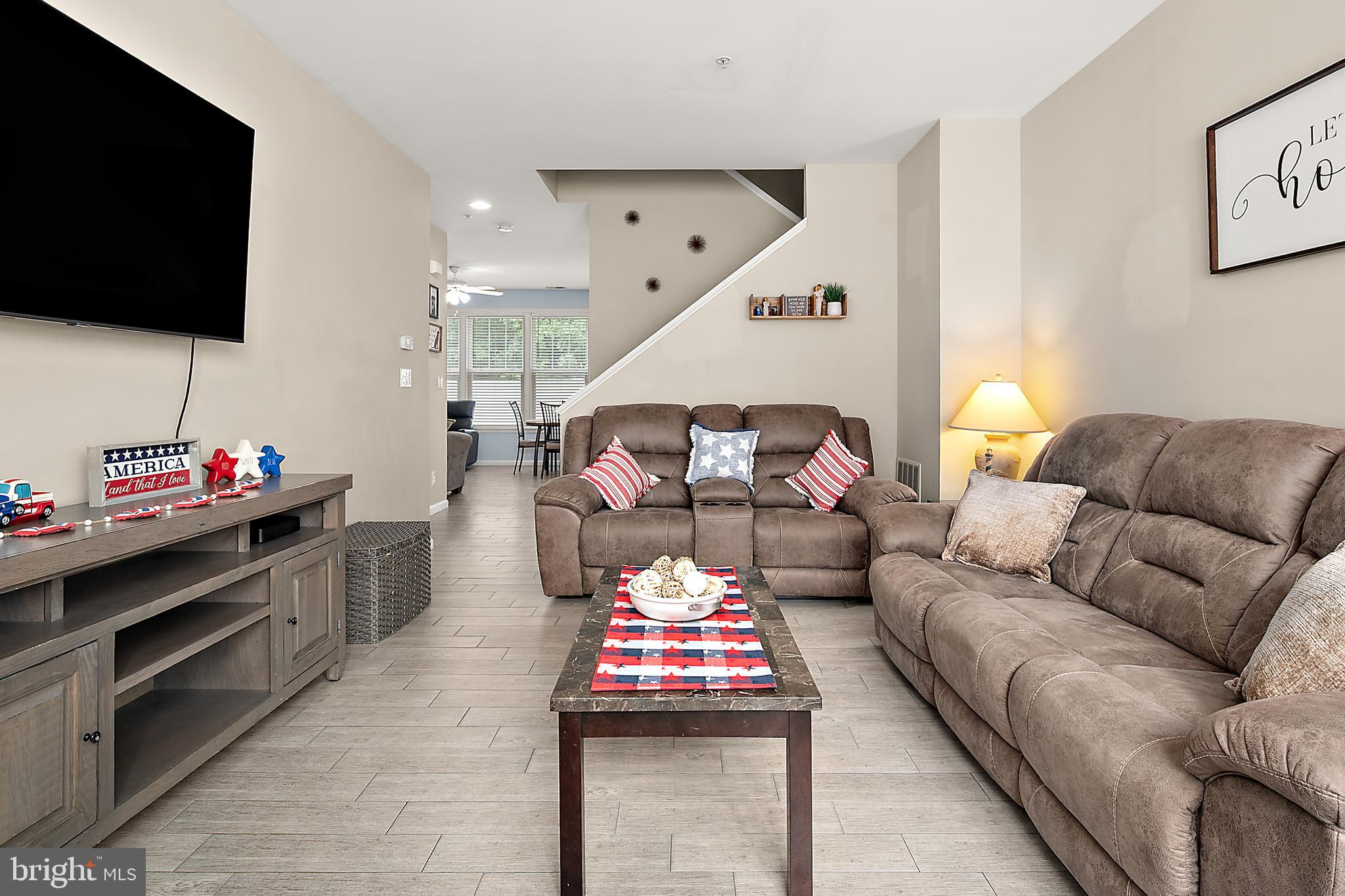 172 INTREPID LANE 1402