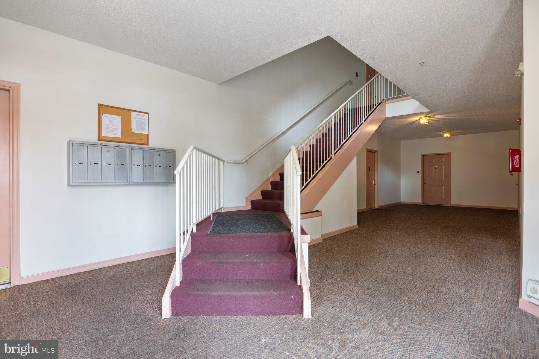 DEVON COURT - Residential