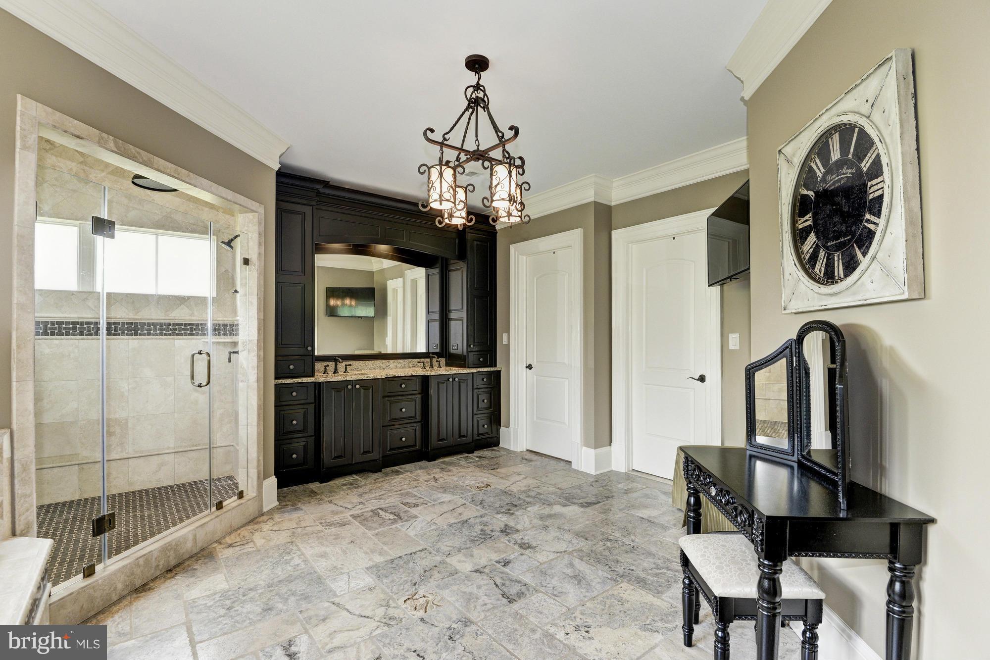 GRENATA - Residential