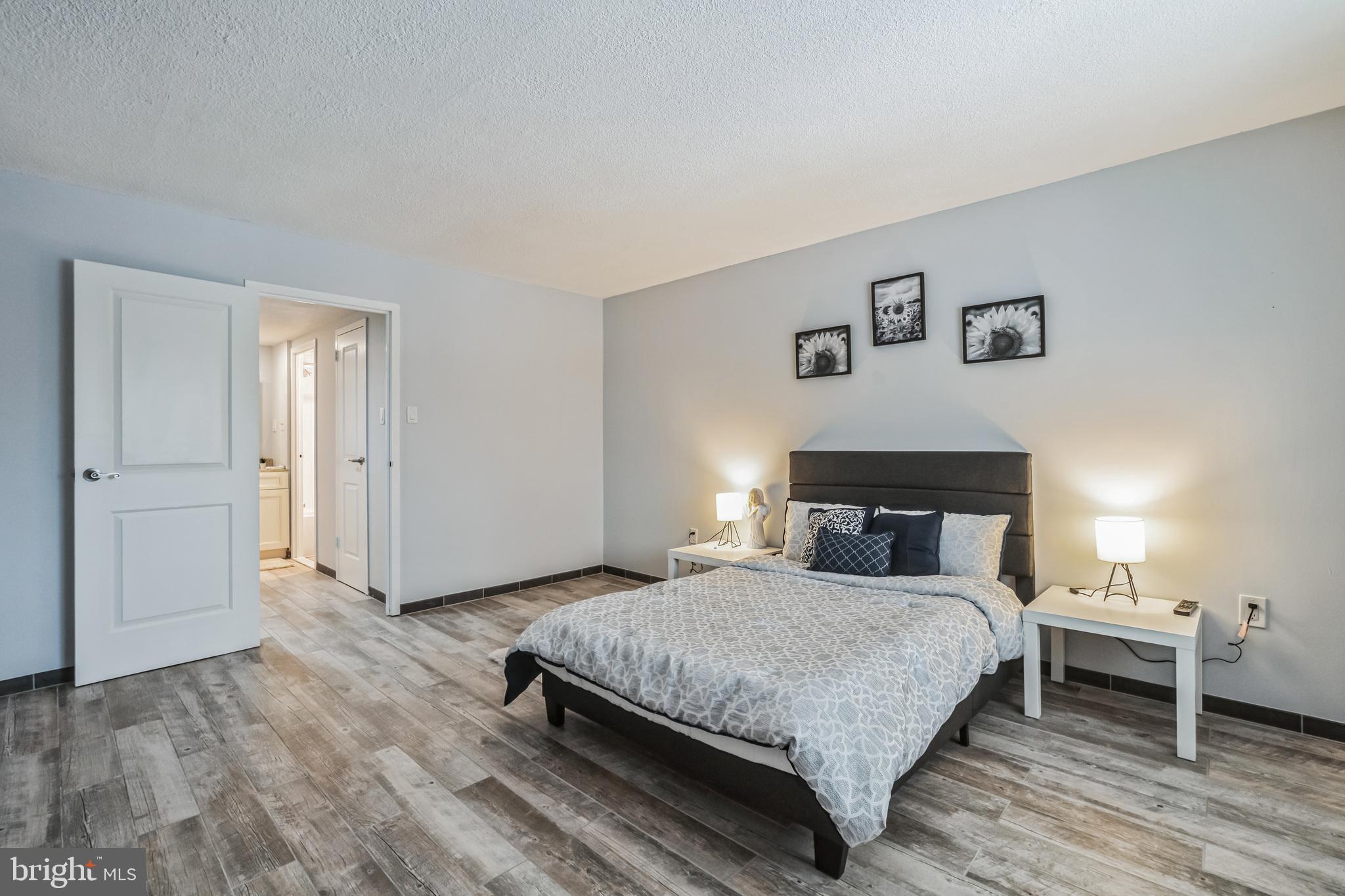 JENKINTOWN - Residential