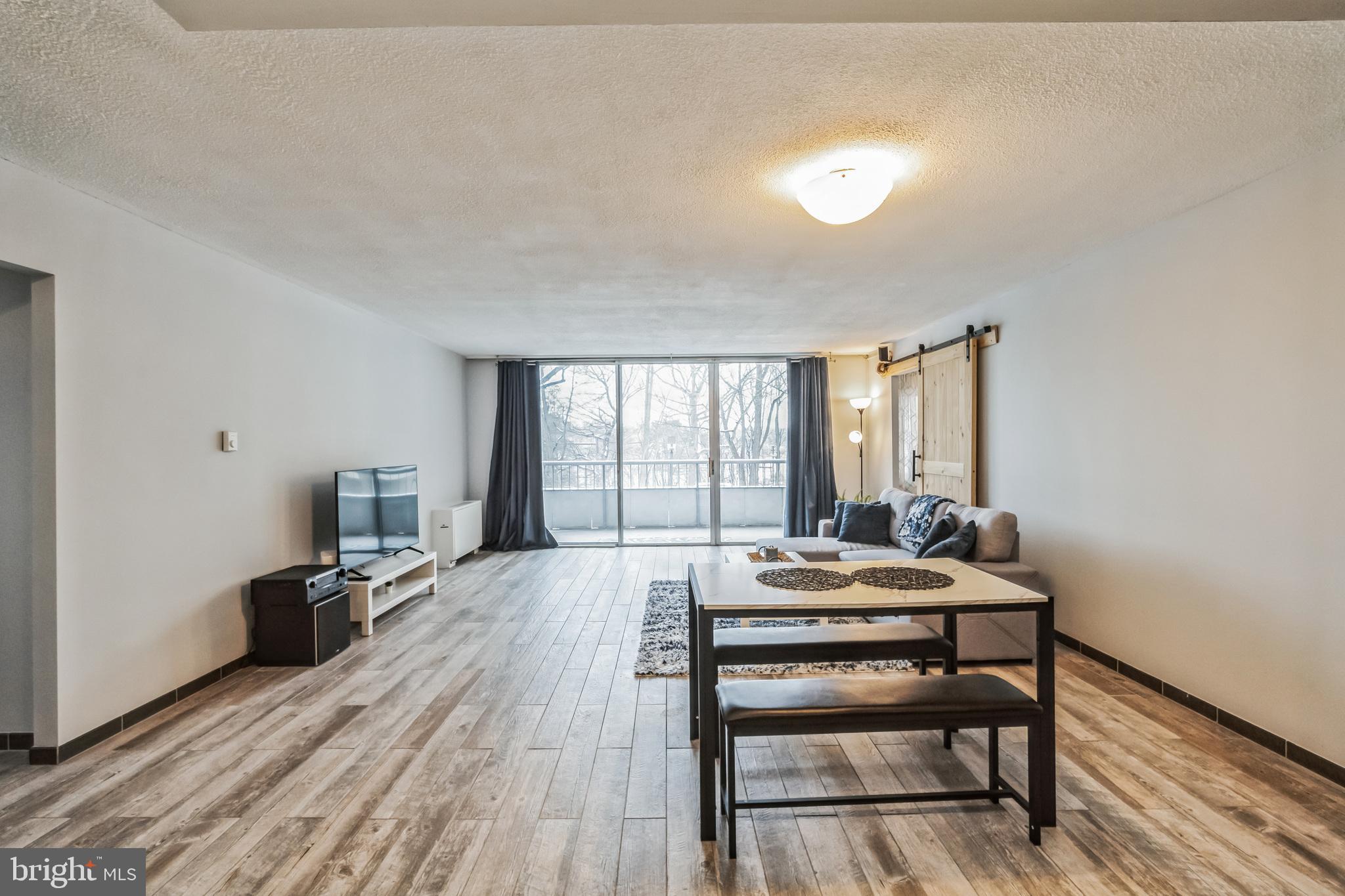 JENKINTOWN - Residential