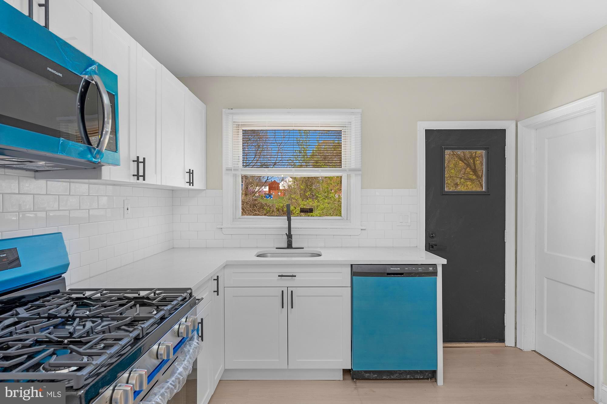 DOLFIELD - Residential