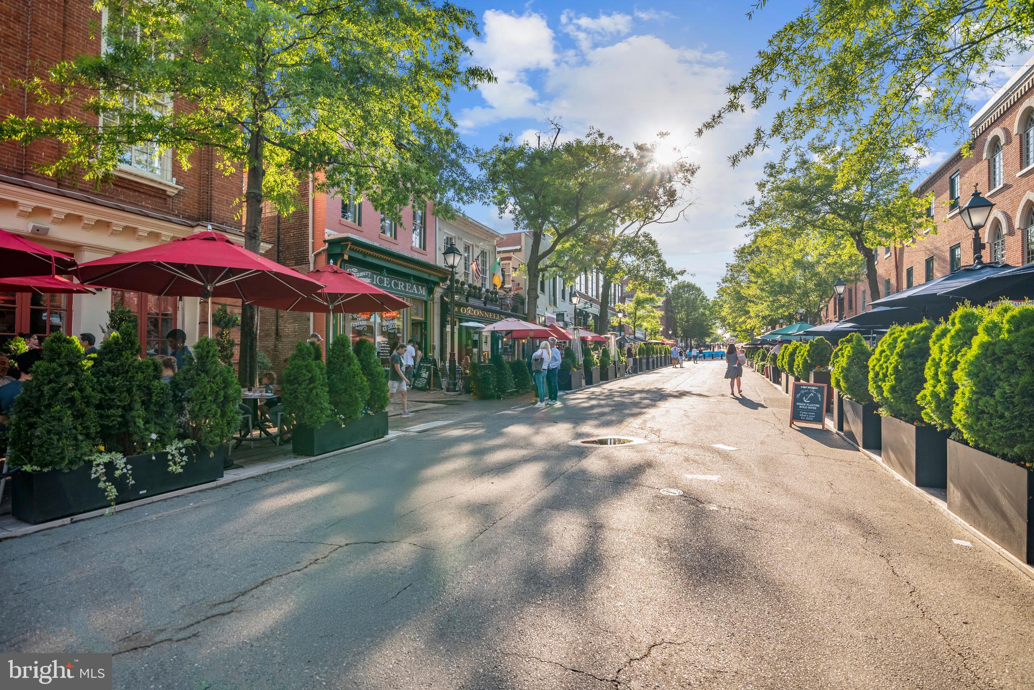 OLD TOWN ALEXANDRIA - Residential Lease
