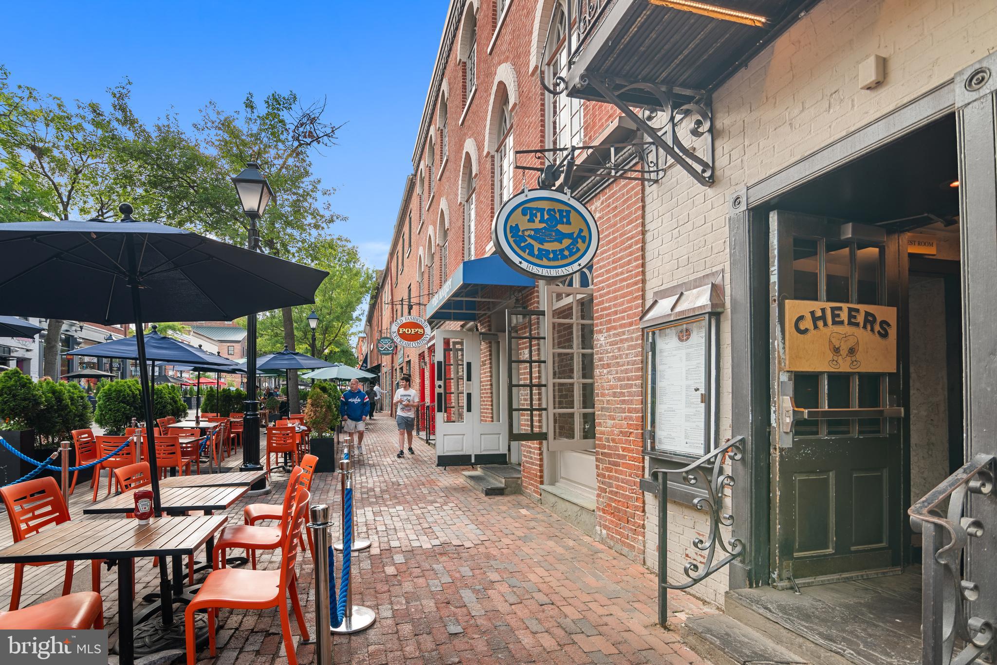 OLD TOWN ALEXANDRIA - Residential Lease