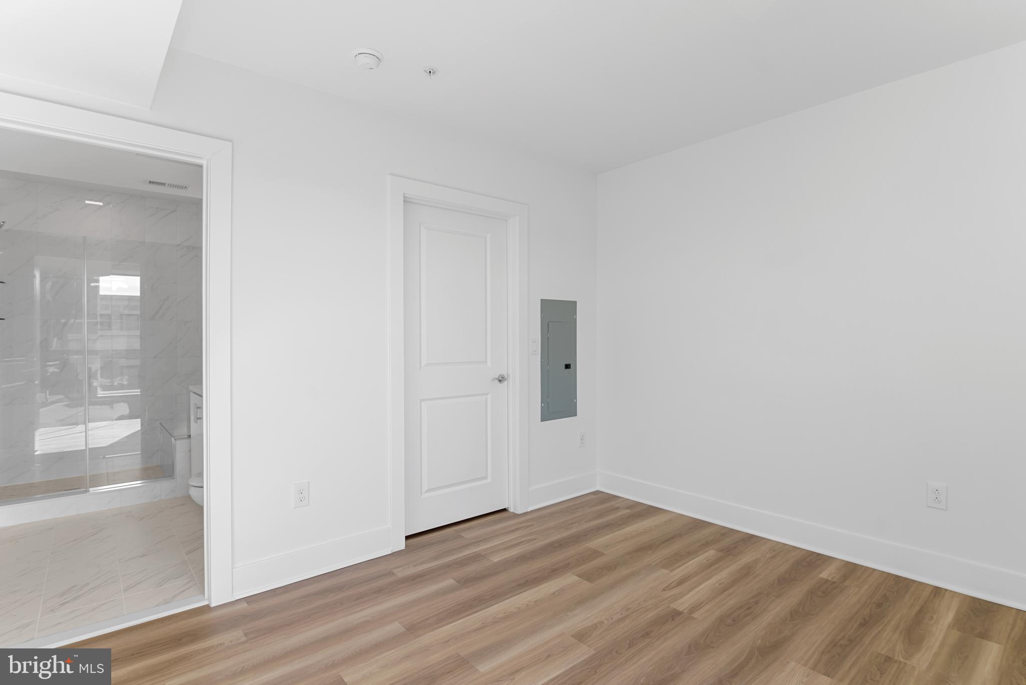 OLD TOWN ALEXANDRIA - Residential Lease