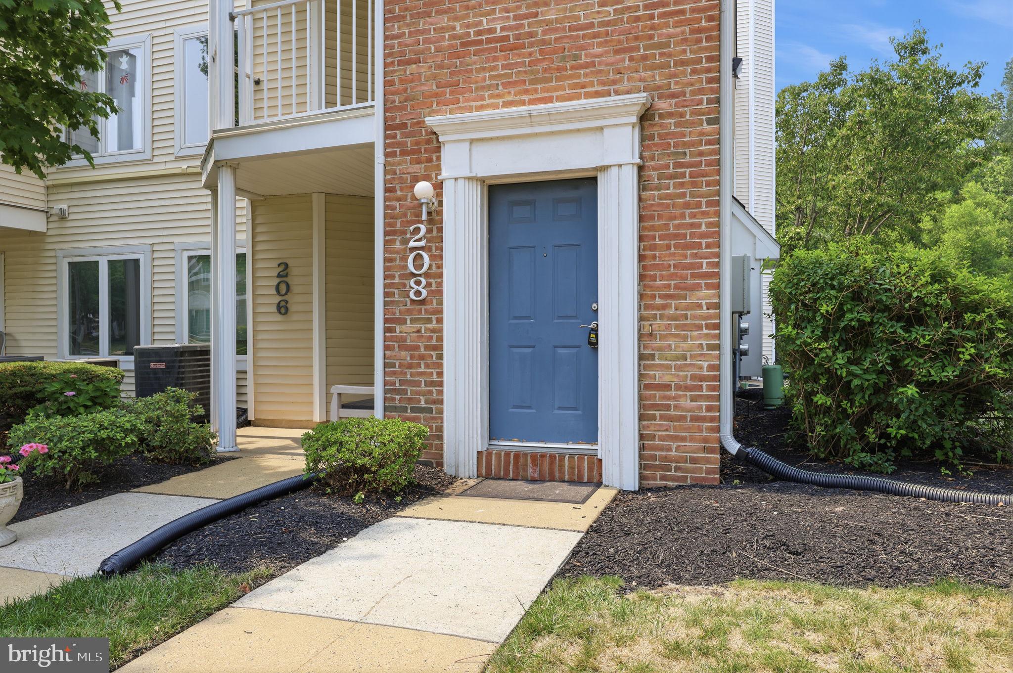 208 DEVON WAY