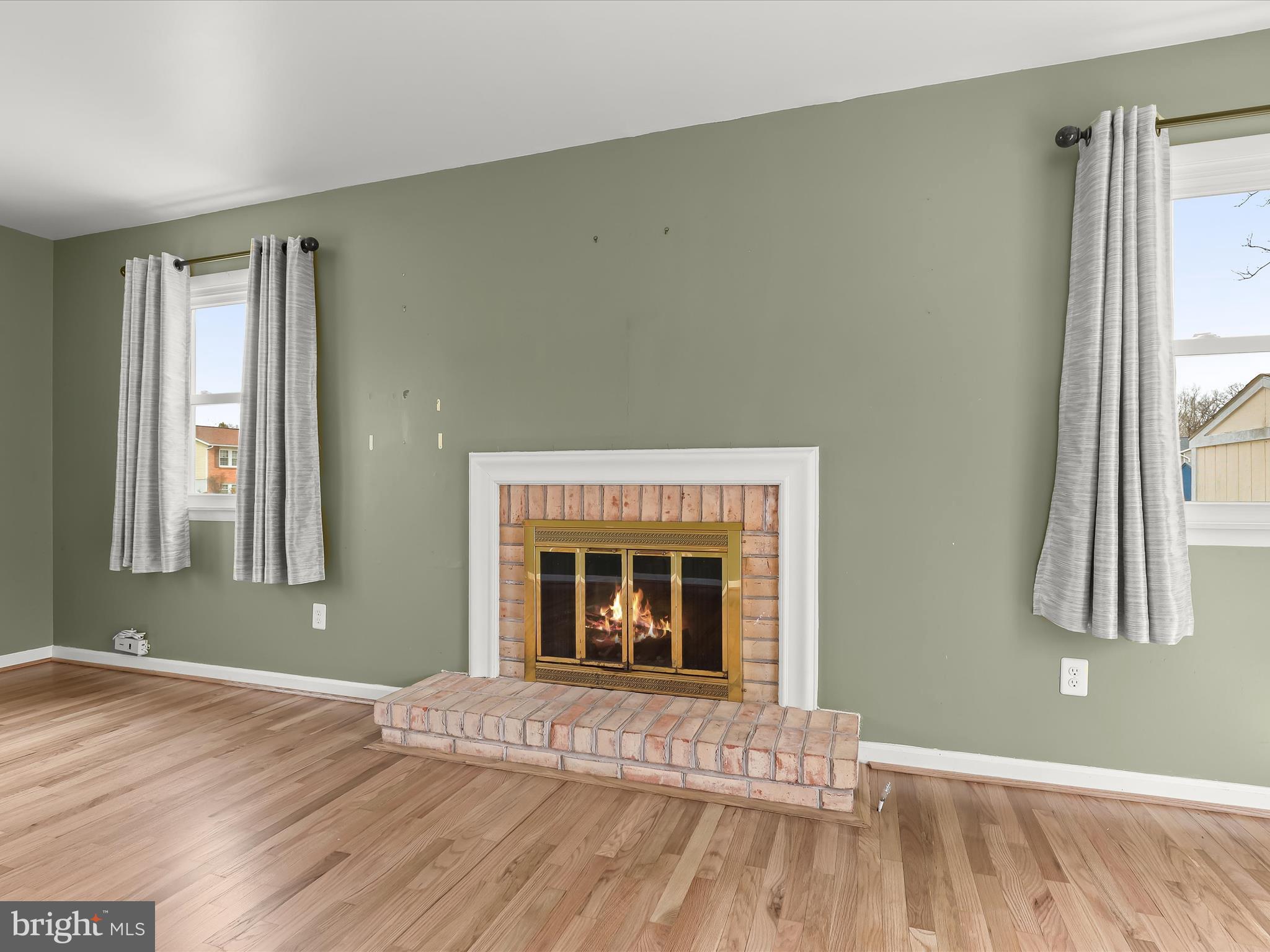 WOODBRIDGE VALLEY - Residential