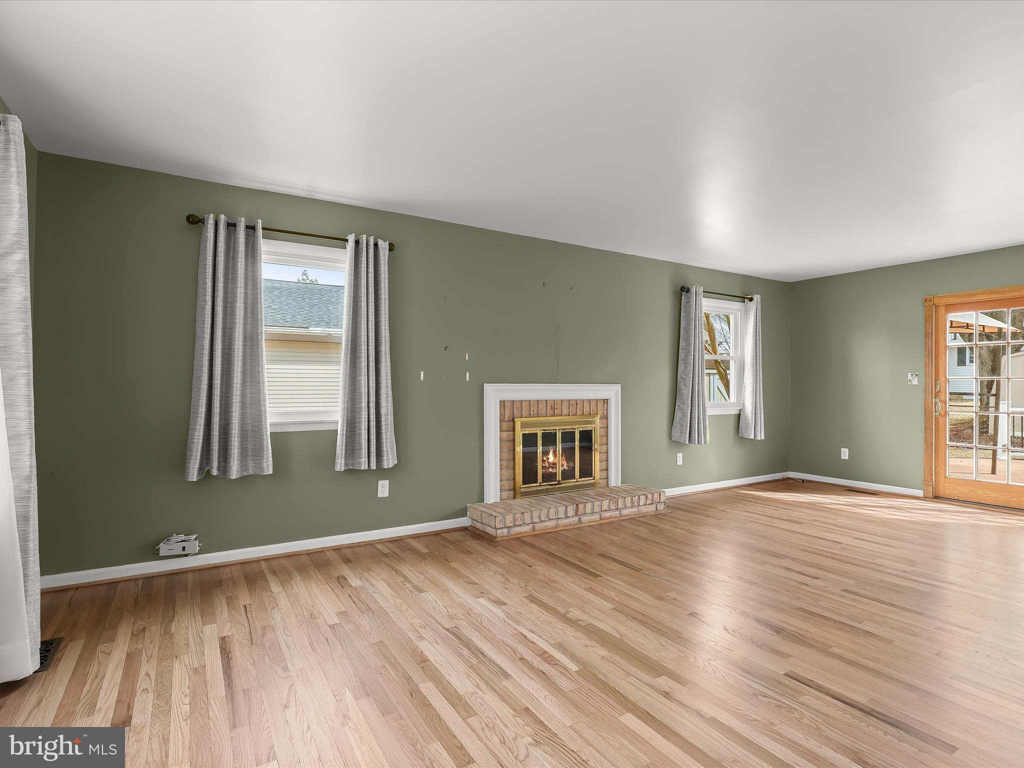 WOODBRIDGE VALLEY - Residential