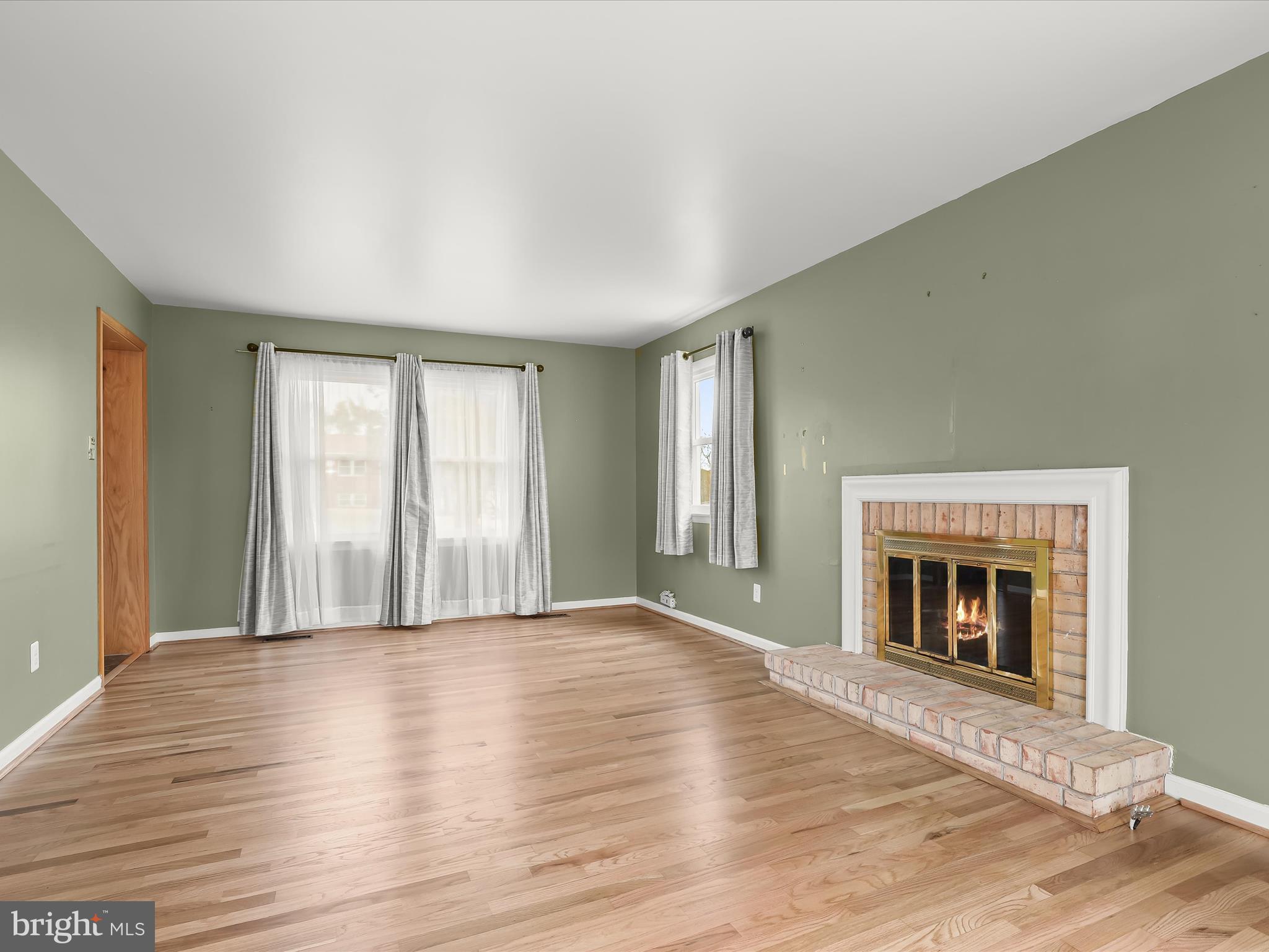 WOODBRIDGE VALLEY - Residential