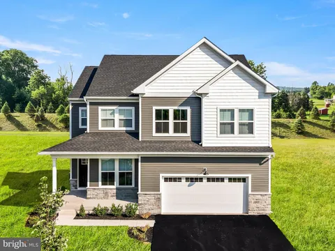 71 Steiner Way, Perkiomenville, PA MLS: PAMC2167470