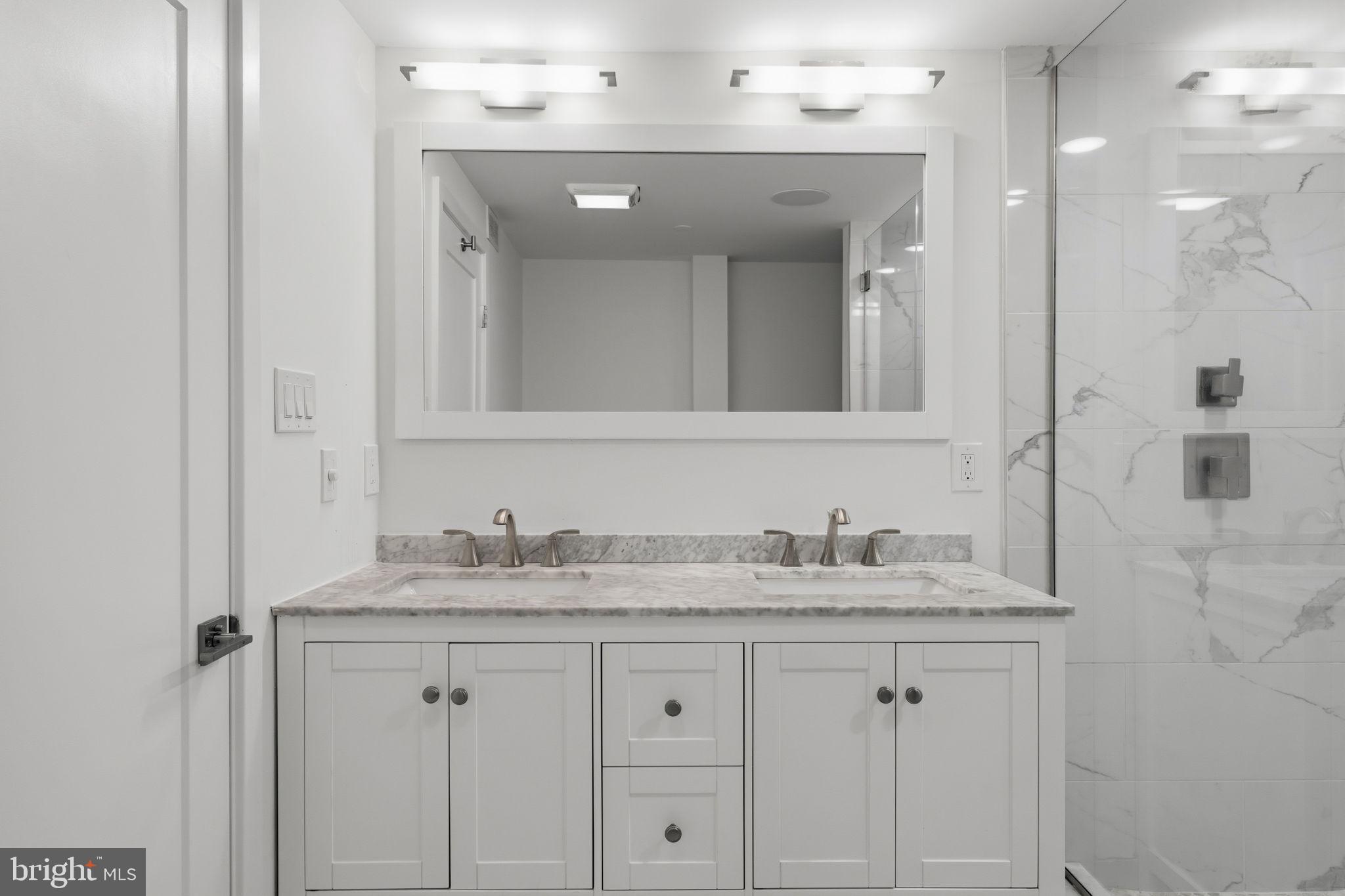 FAIRMOUNT - Residential