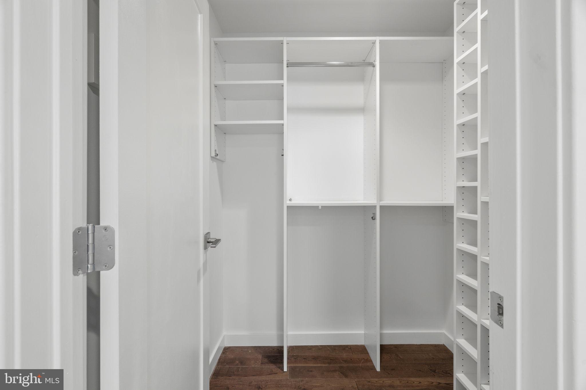 FAIRMOUNT - Residential