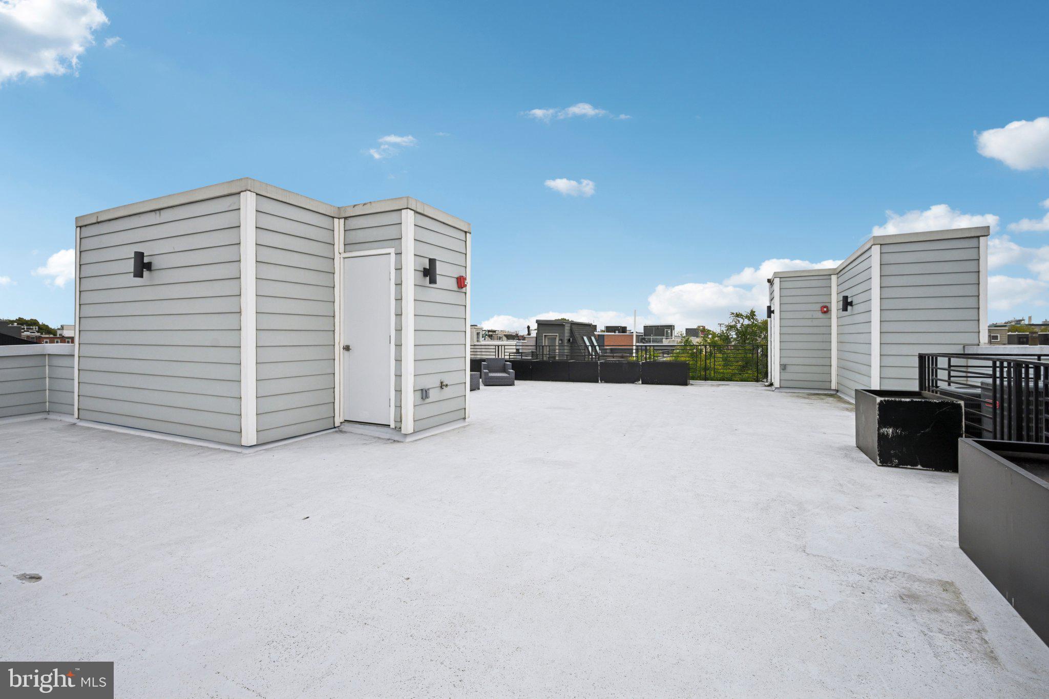 FAIRMOUNT - Residential