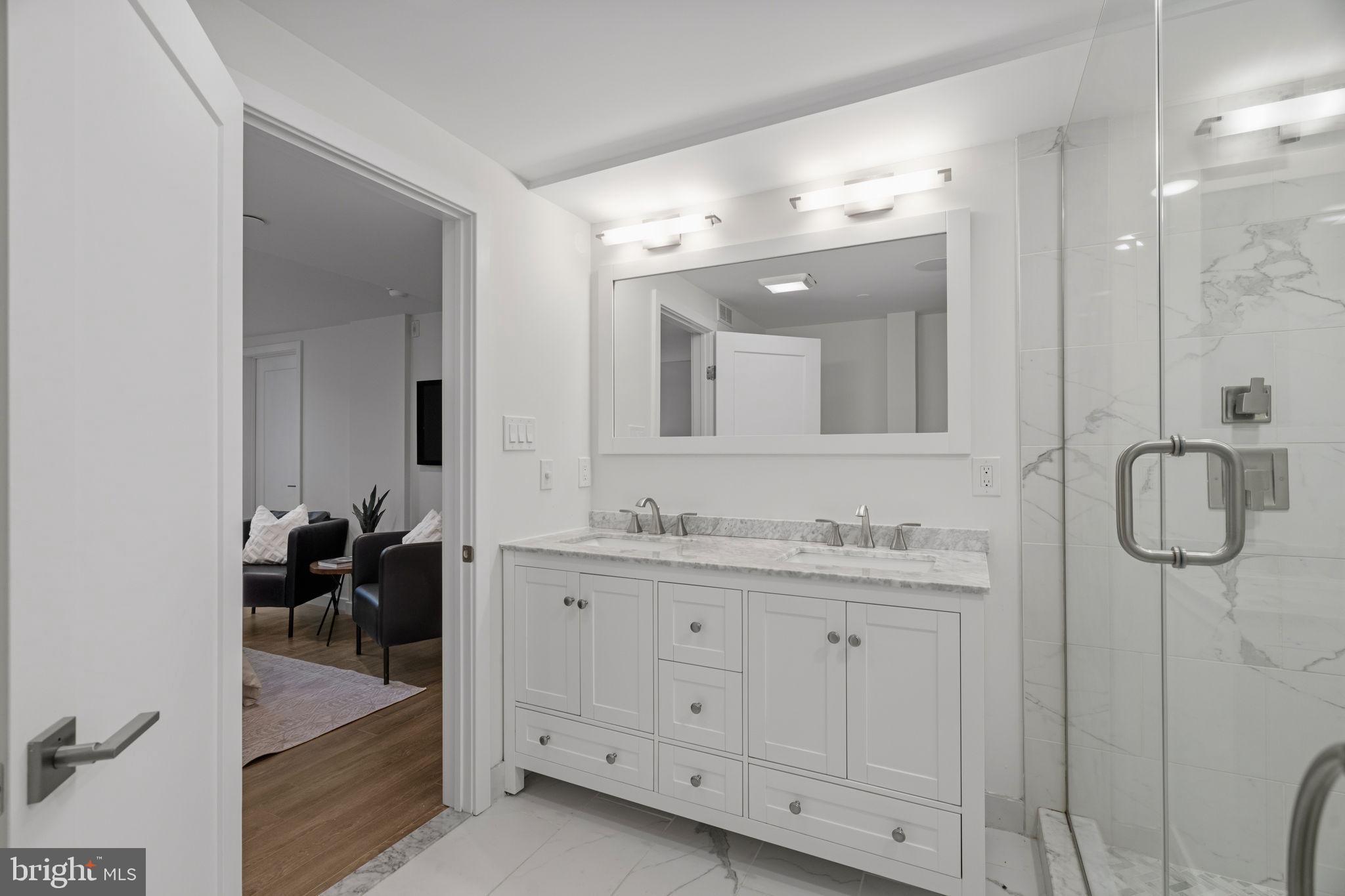 FAIRMOUNT - Residential