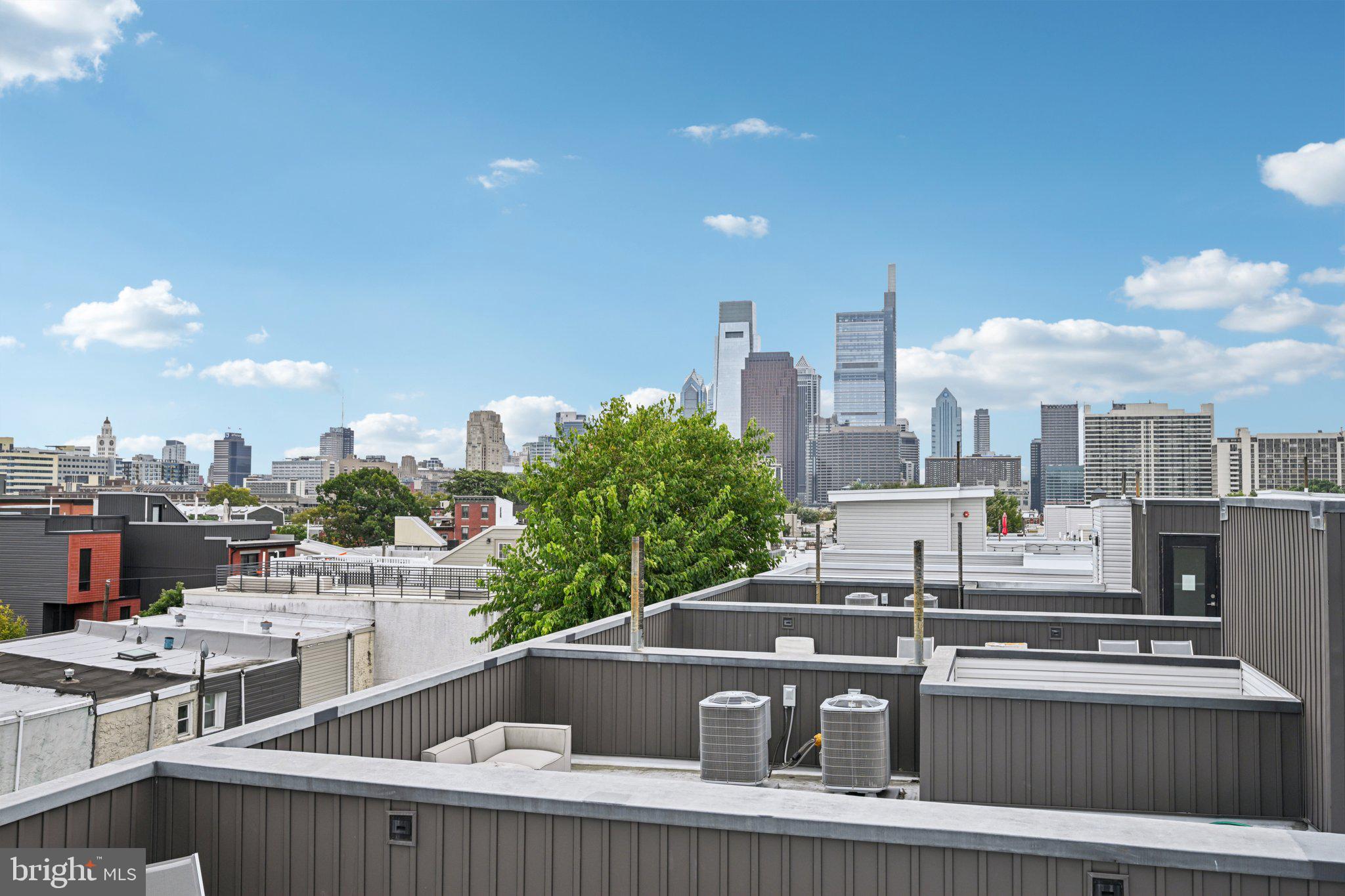 FAIRMOUNT - Residential