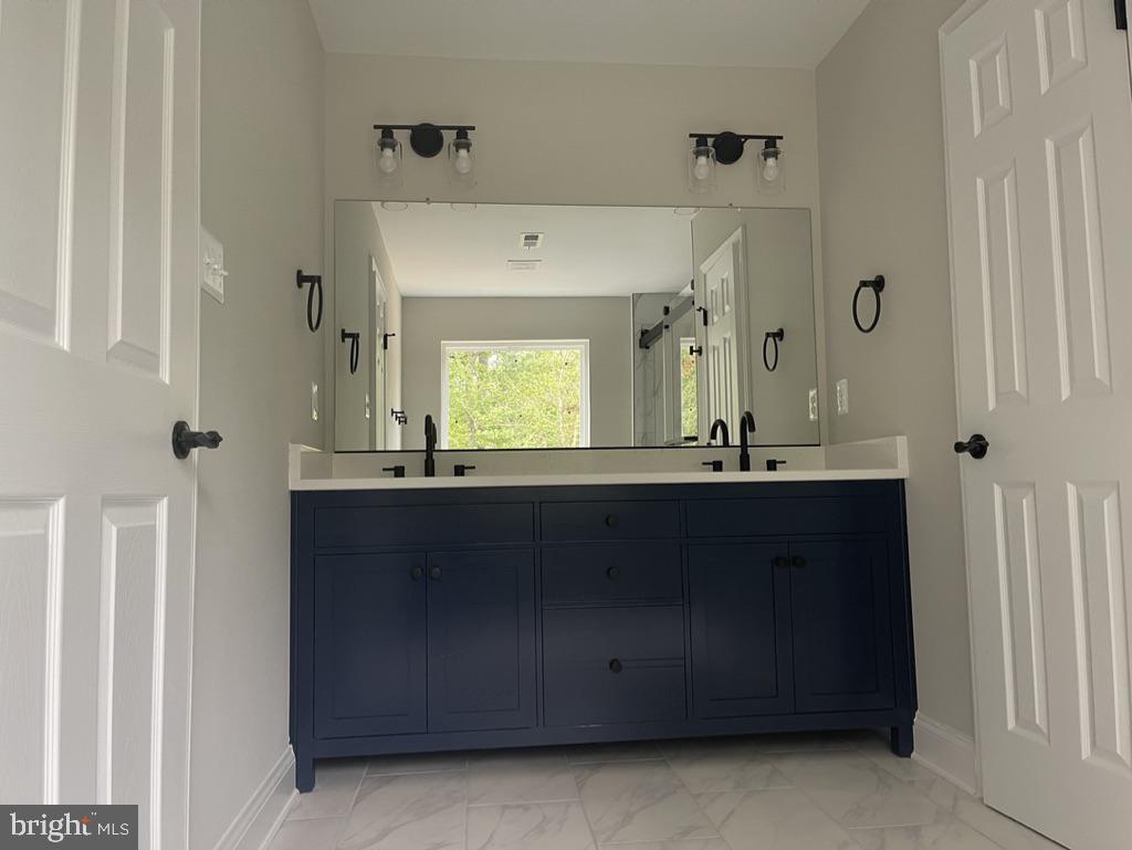 MAPLE RUN - Residential