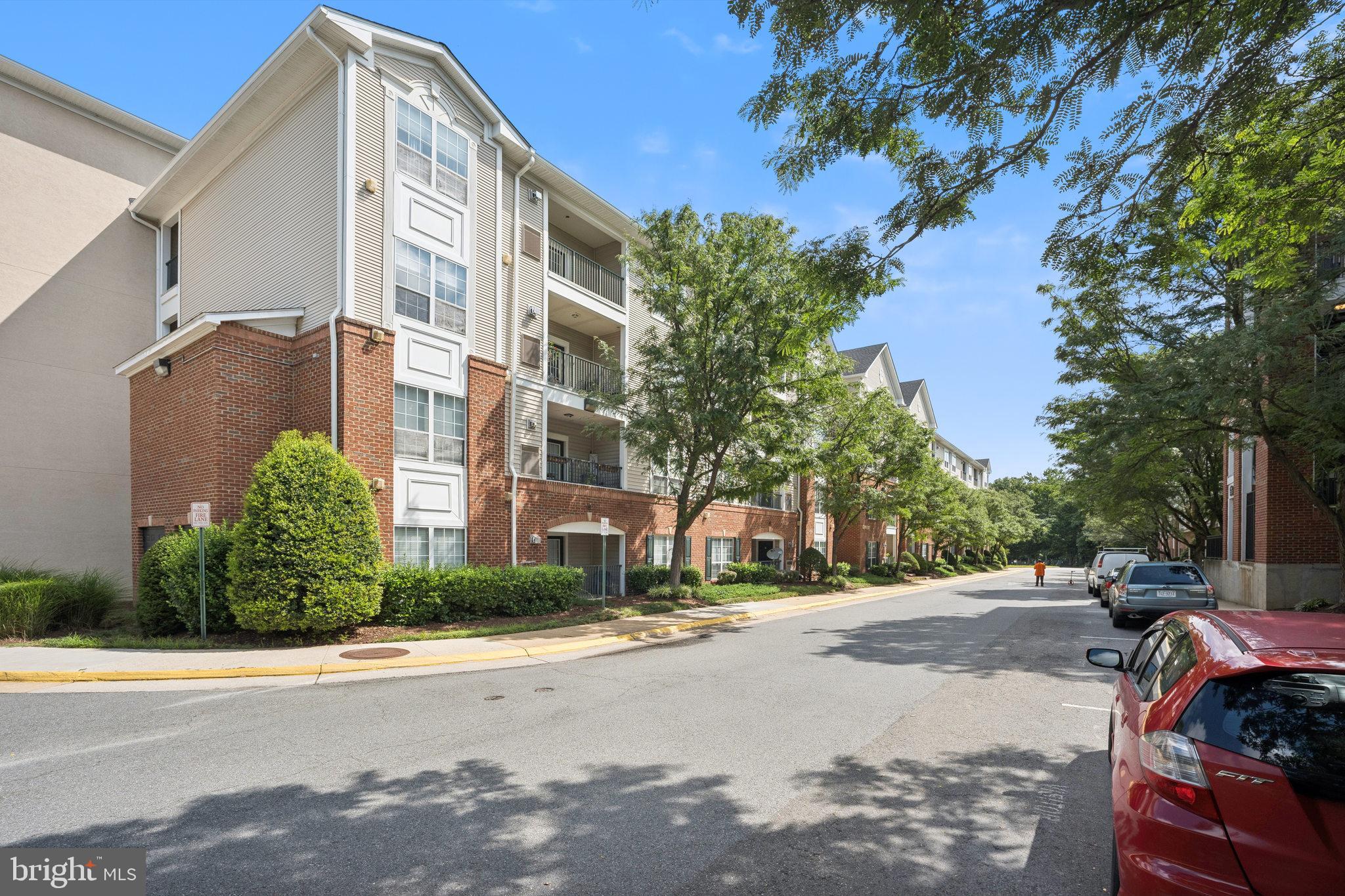 4854 EISENHOWER AVENUE 456