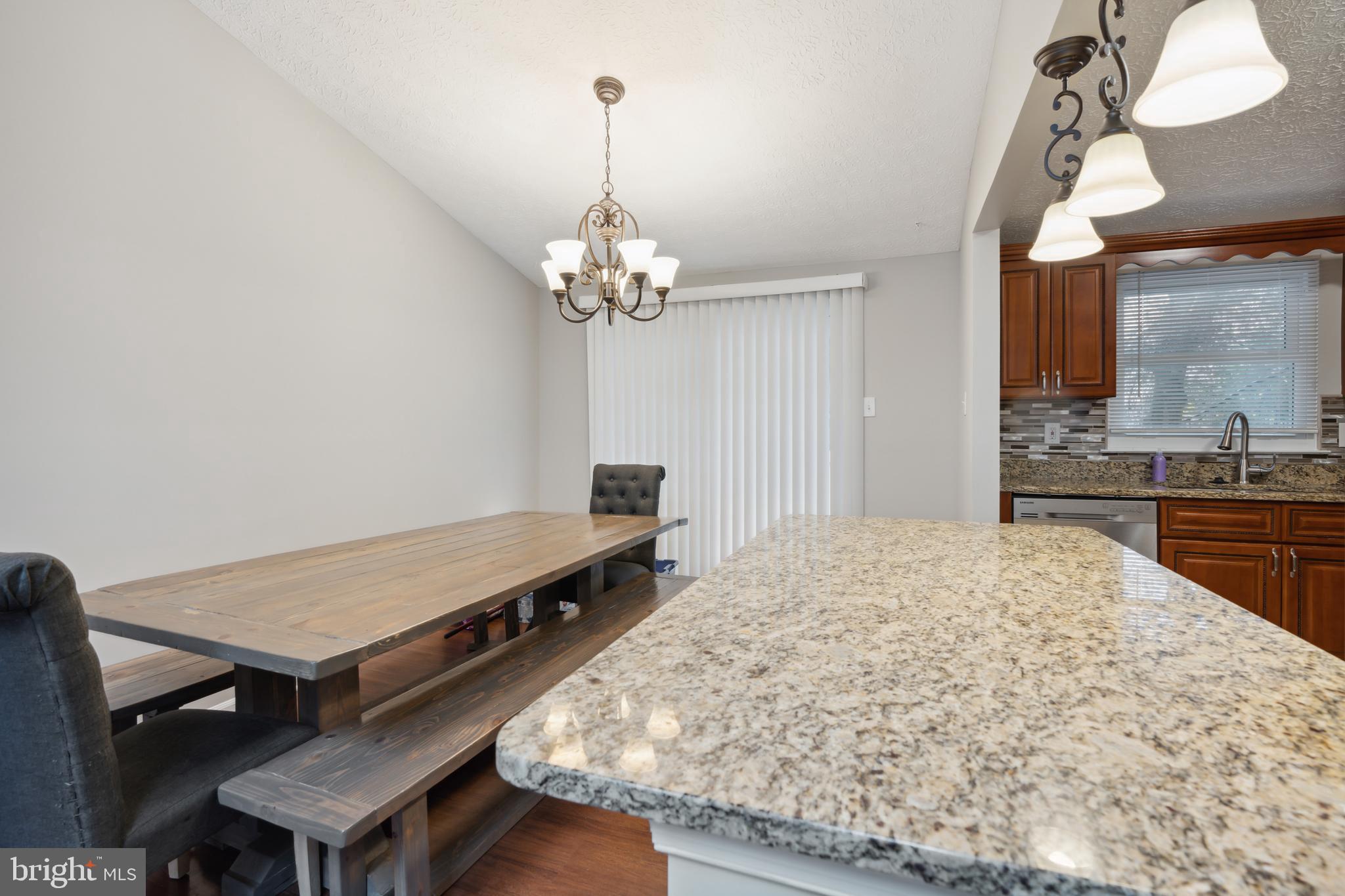 WOODBRIDGE CENTER - Residential