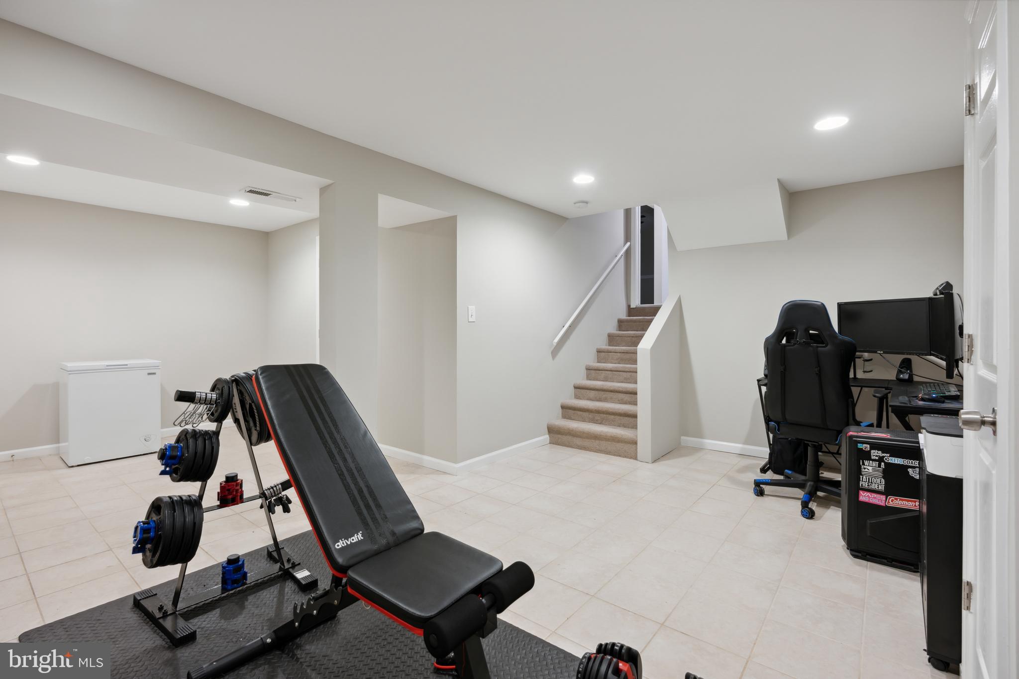 WOODBRIDGE CENTER - Residential