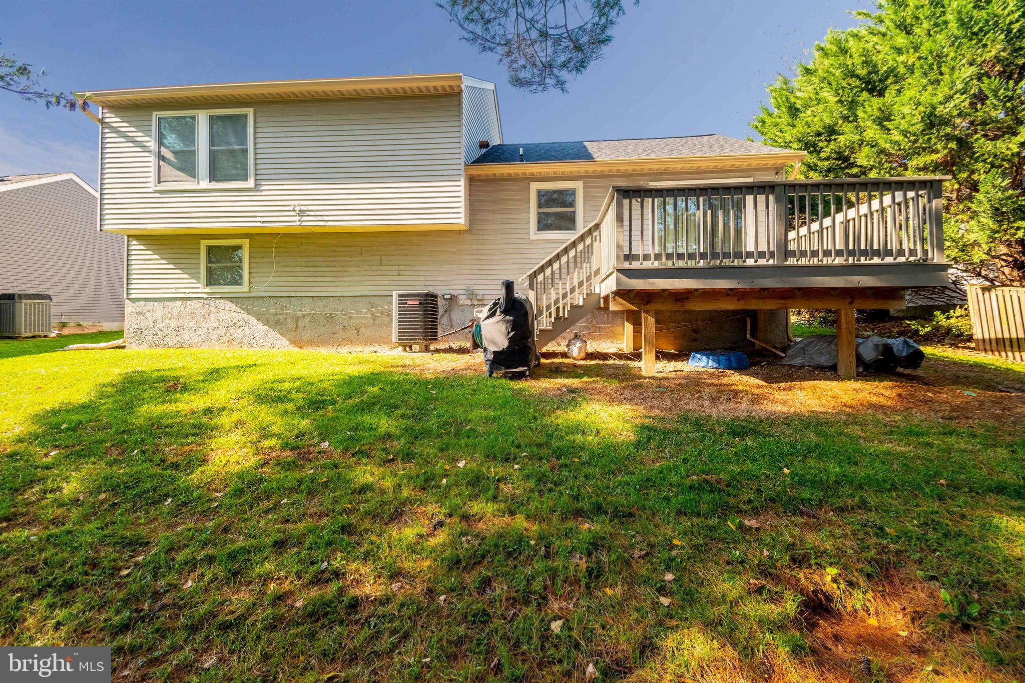 WOODBRIDGE CENTER - Residential