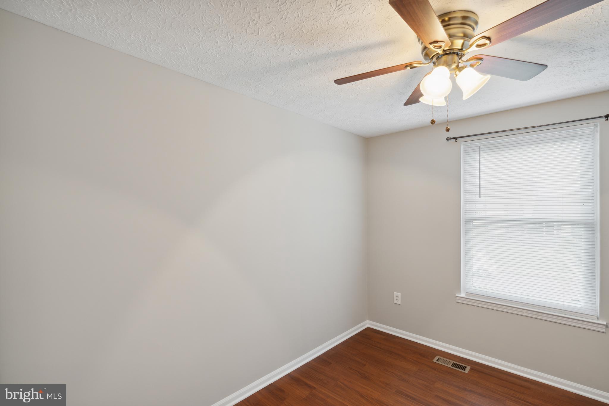 WOODBRIDGE CENTER - Residential