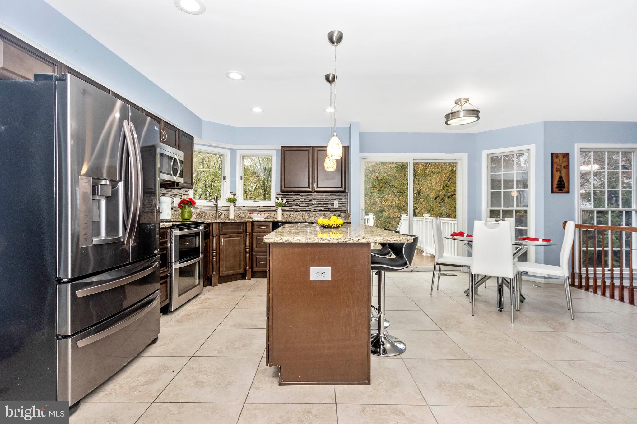 MONTGOMERY MEADOWS - Residential