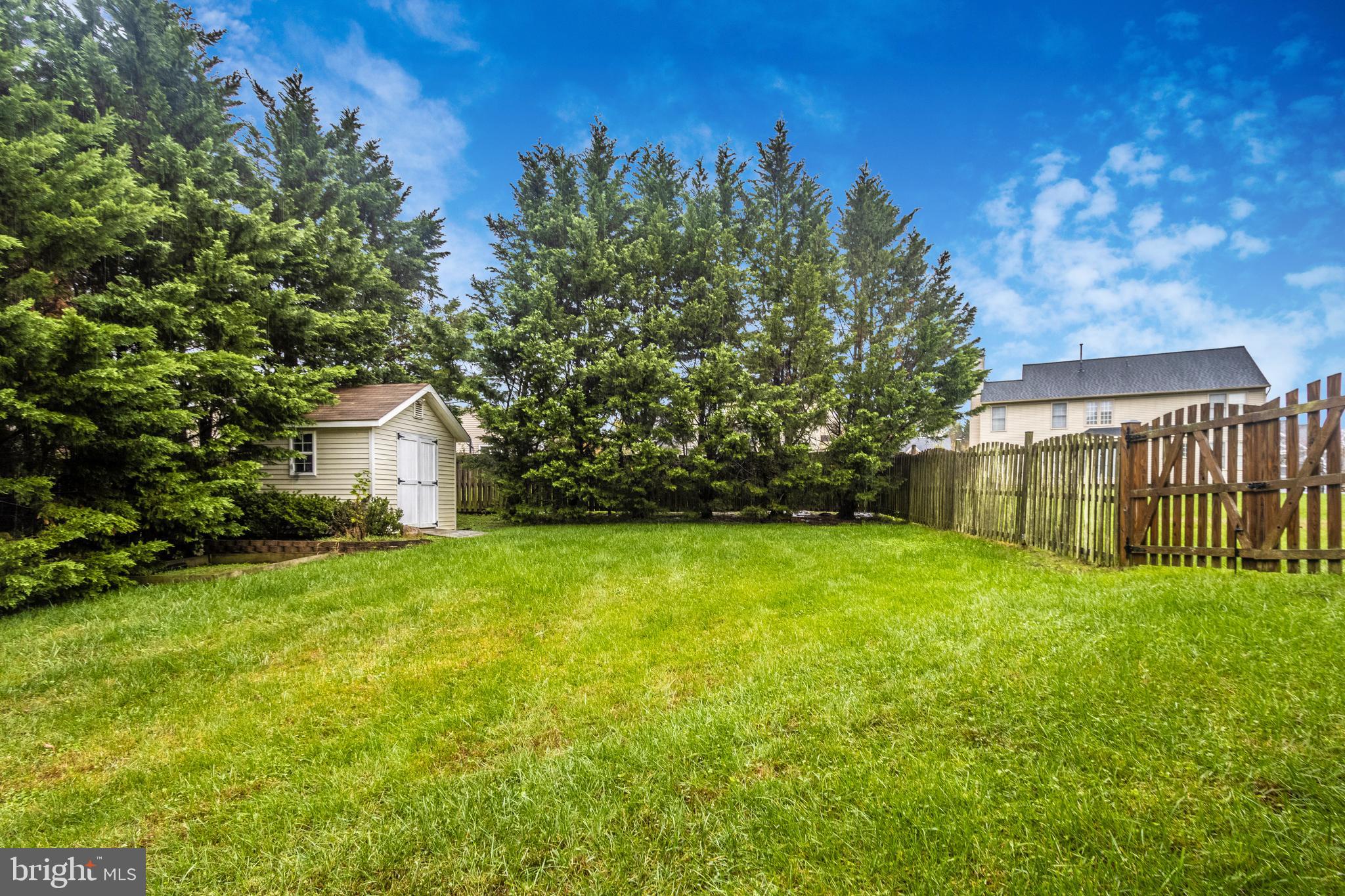 MONTGOMERY MEADOWS - Residential