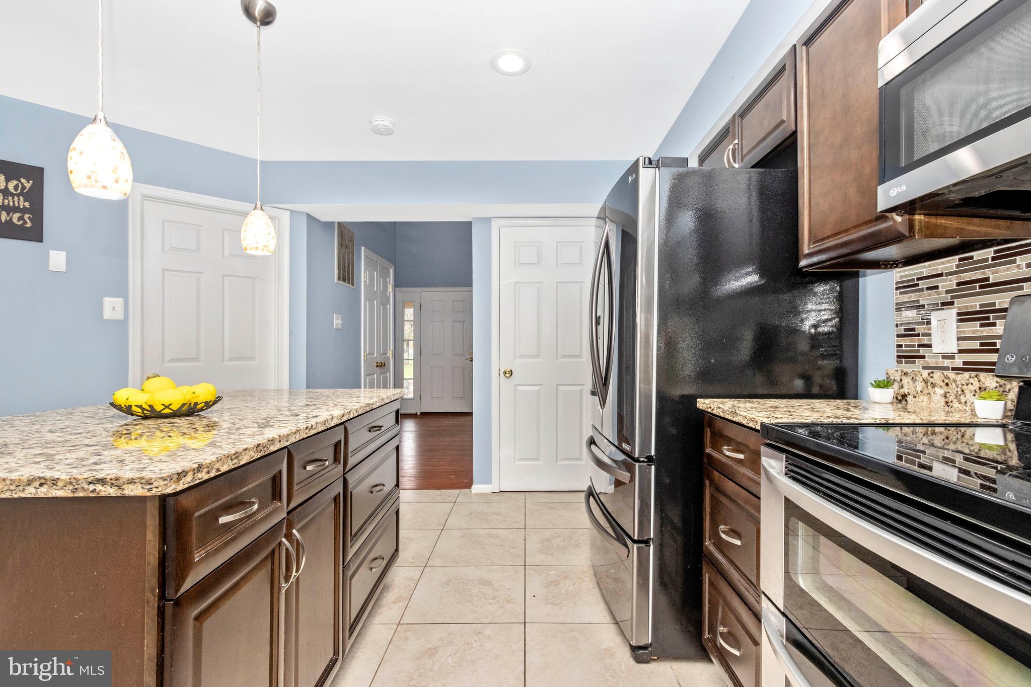 MONTGOMERY MEADOWS - Residential