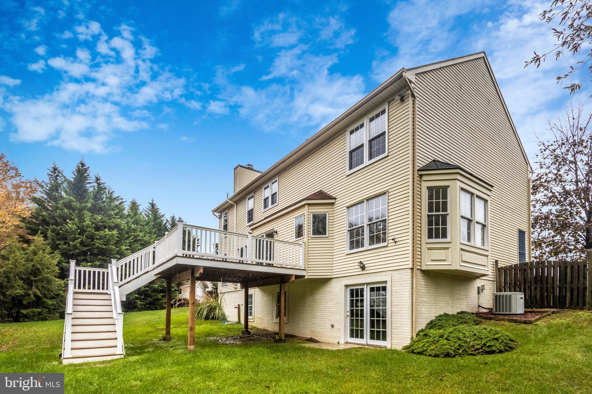 MONTGOMERY MEADOWS - Residential