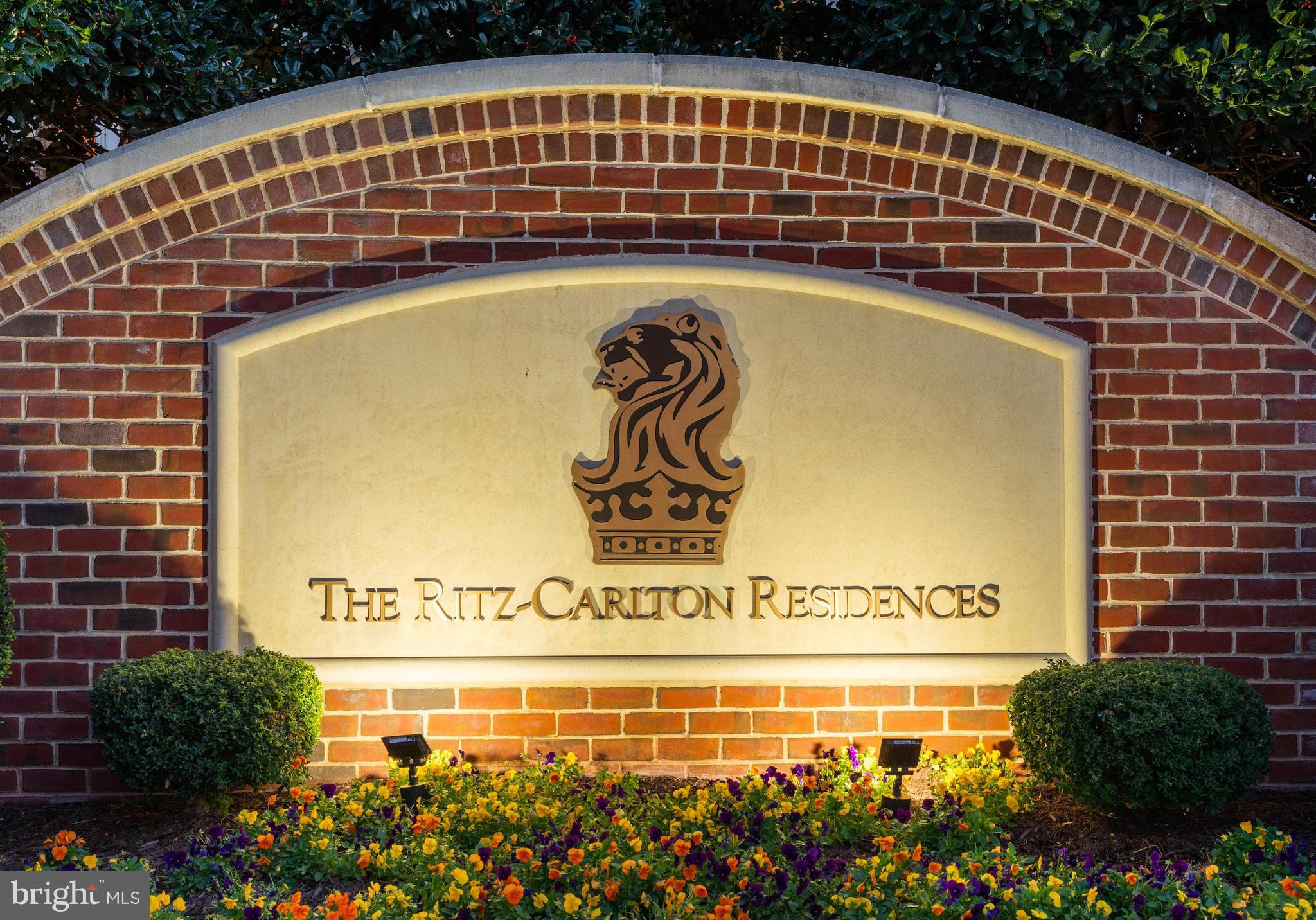 THE RITZ-CARLTON RESIDENCES - Residential