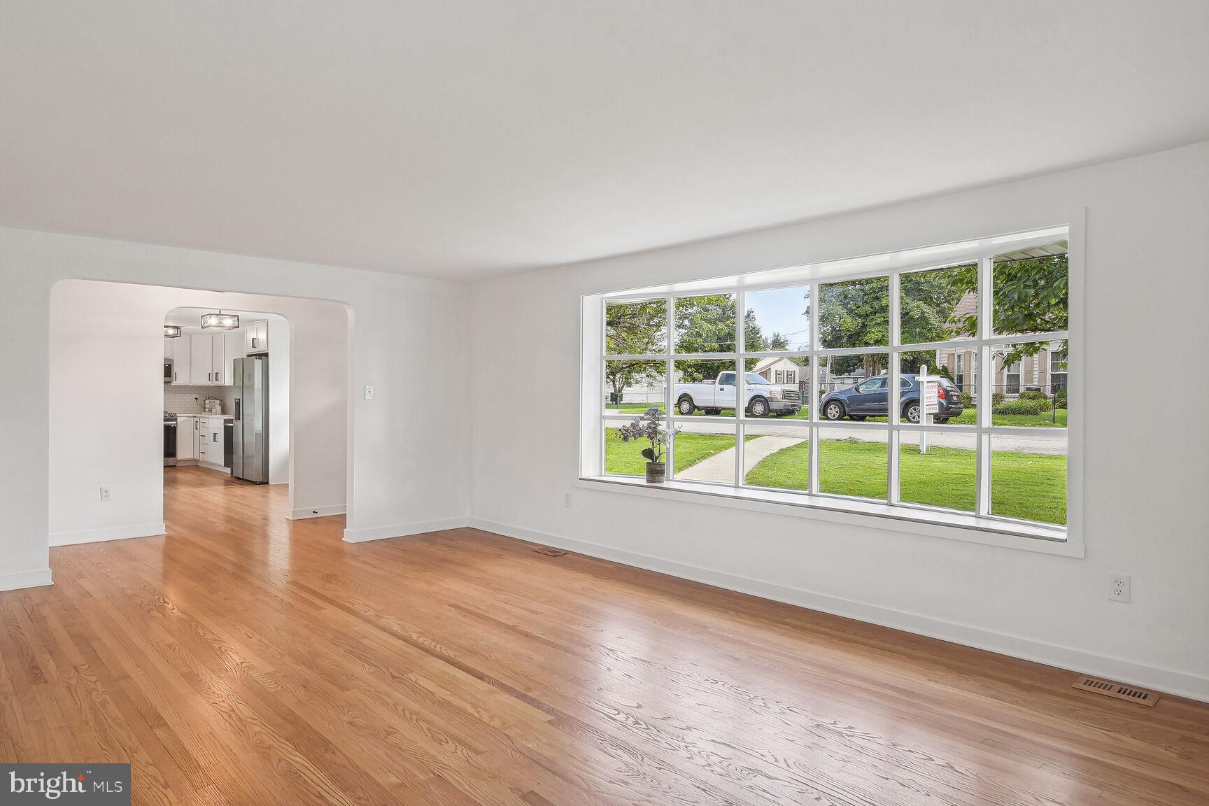 RIVIERA BEACH - Residential