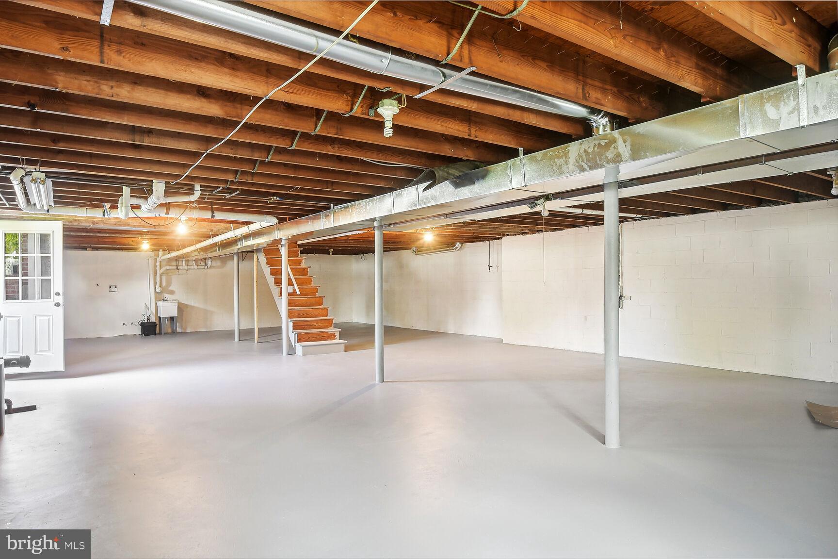 RIVIERA BEACH - Residential