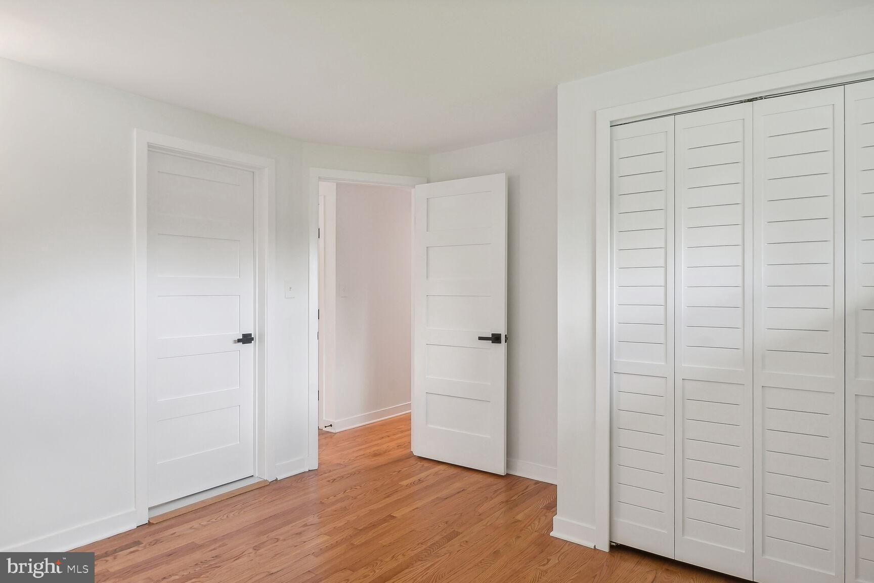 RIVIERA BEACH - Residential