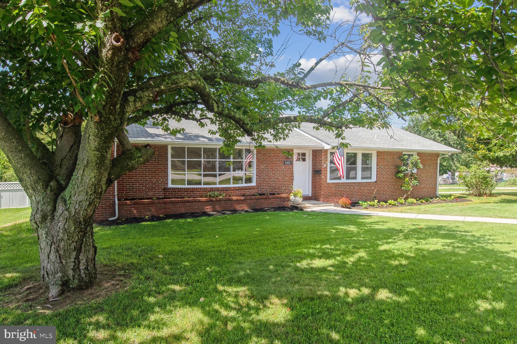 RIVIERA BEACH - Residential