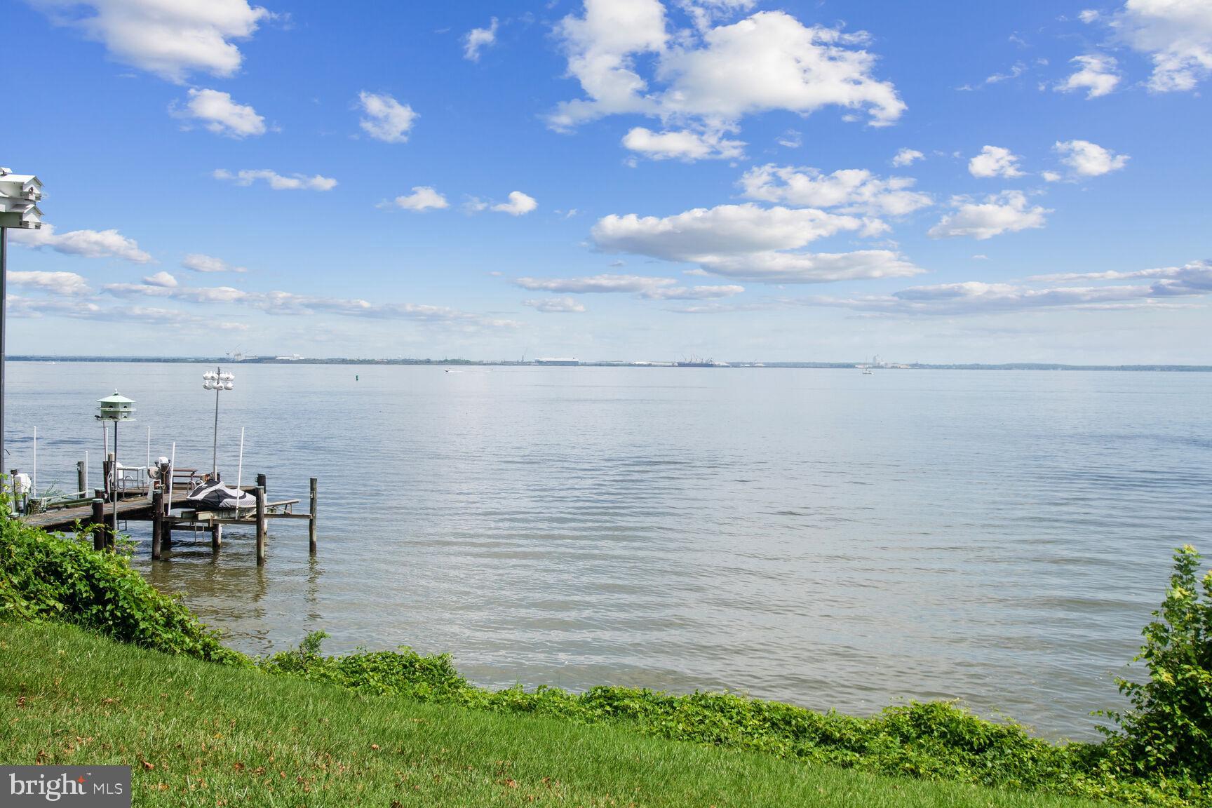 RIVIERA BEACH - Residential