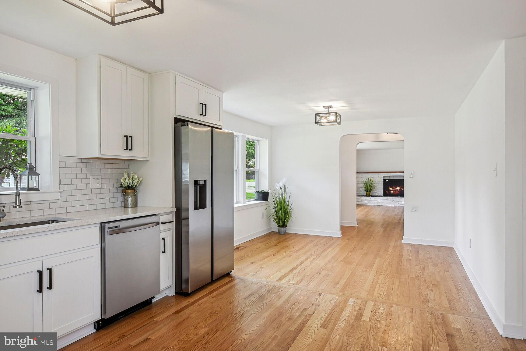 RIVIERA BEACH - Residential