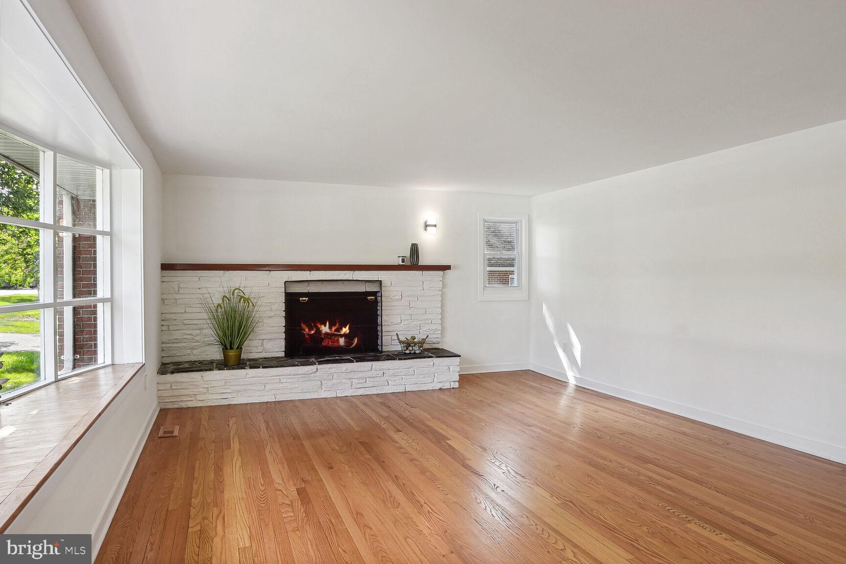 RIVIERA BEACH - Residential