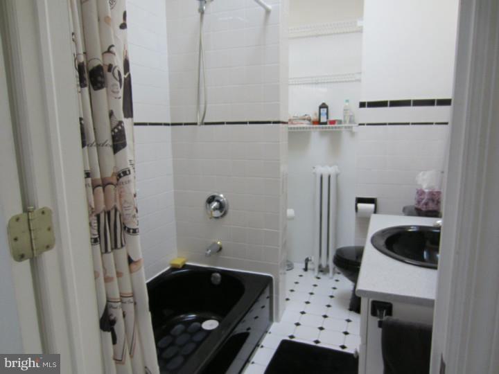 PHILADELPHIA (SOUTH) - Residential