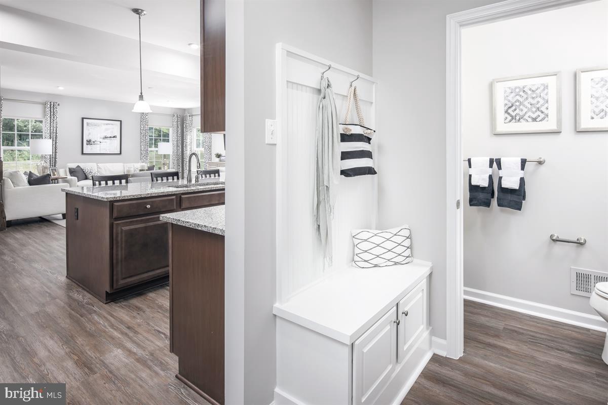 SOLOMONS CHOICE - Residential