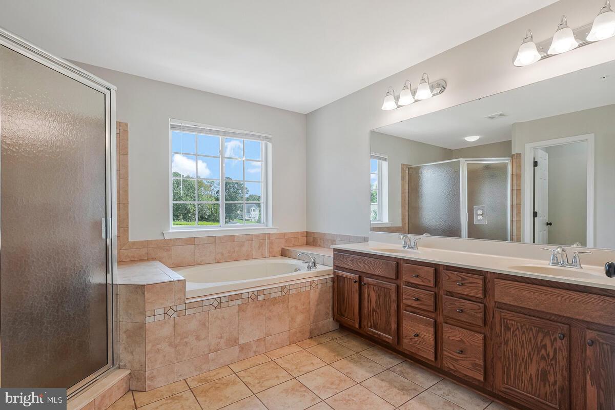 KNOTTING HILL - Residential