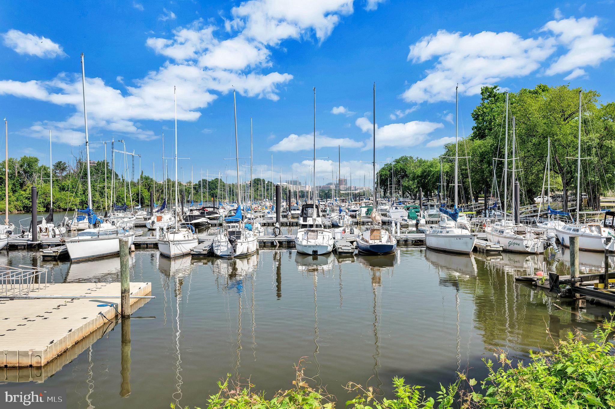 OLD TOWN GREENS - Residential